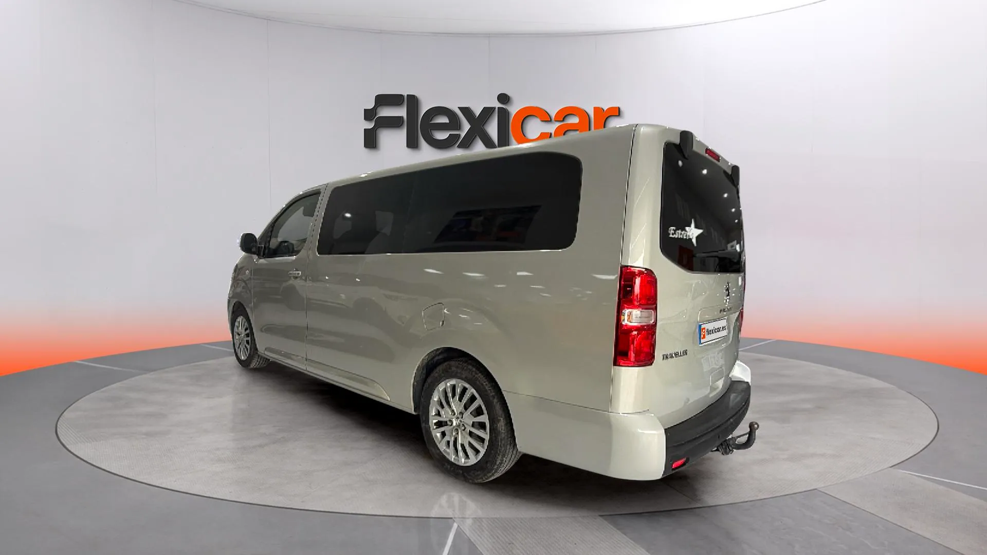 Peugeot Traveller Active 2.0 BlueHDi EAT8 Compact - foto 4