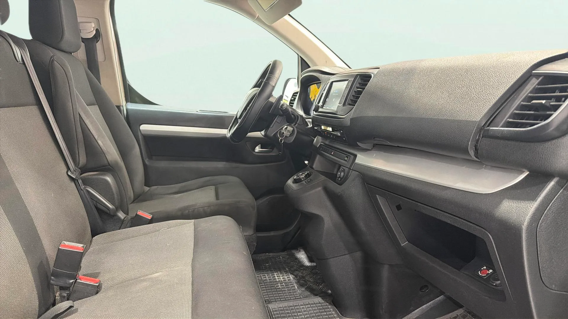 Peugeot Traveller Active 2.0 BlueHDi EAT8 Compact - foto 16