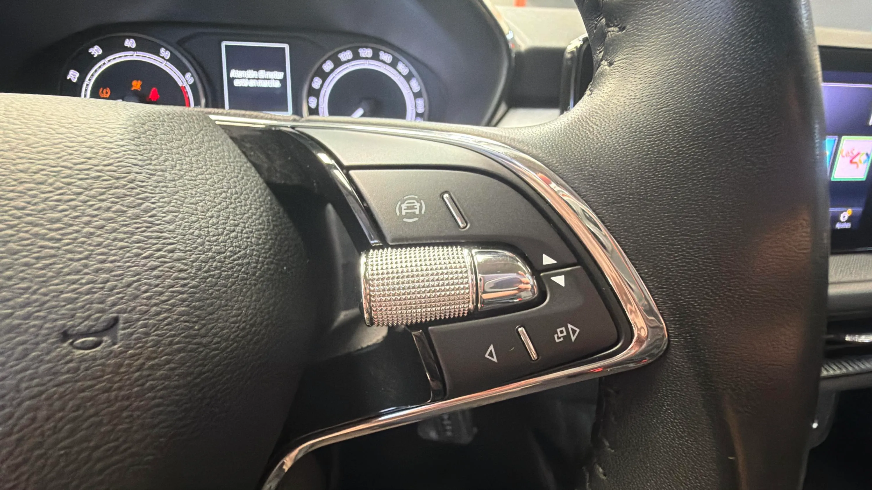 Škoda Fabia 1.0 TSI Ambition - foto 14
