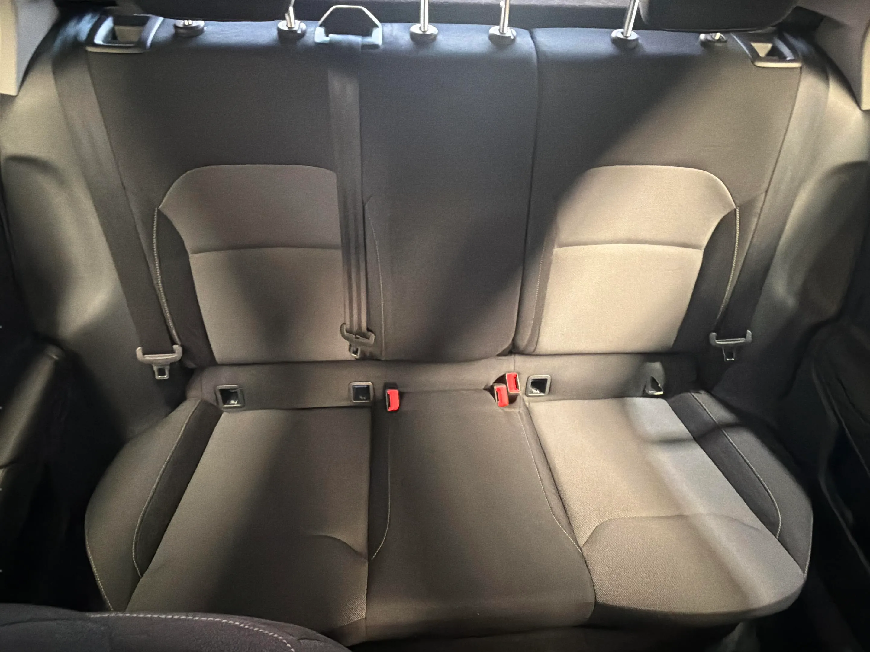 Škoda Fabia 1.0 TSI Ambition - foto 17
