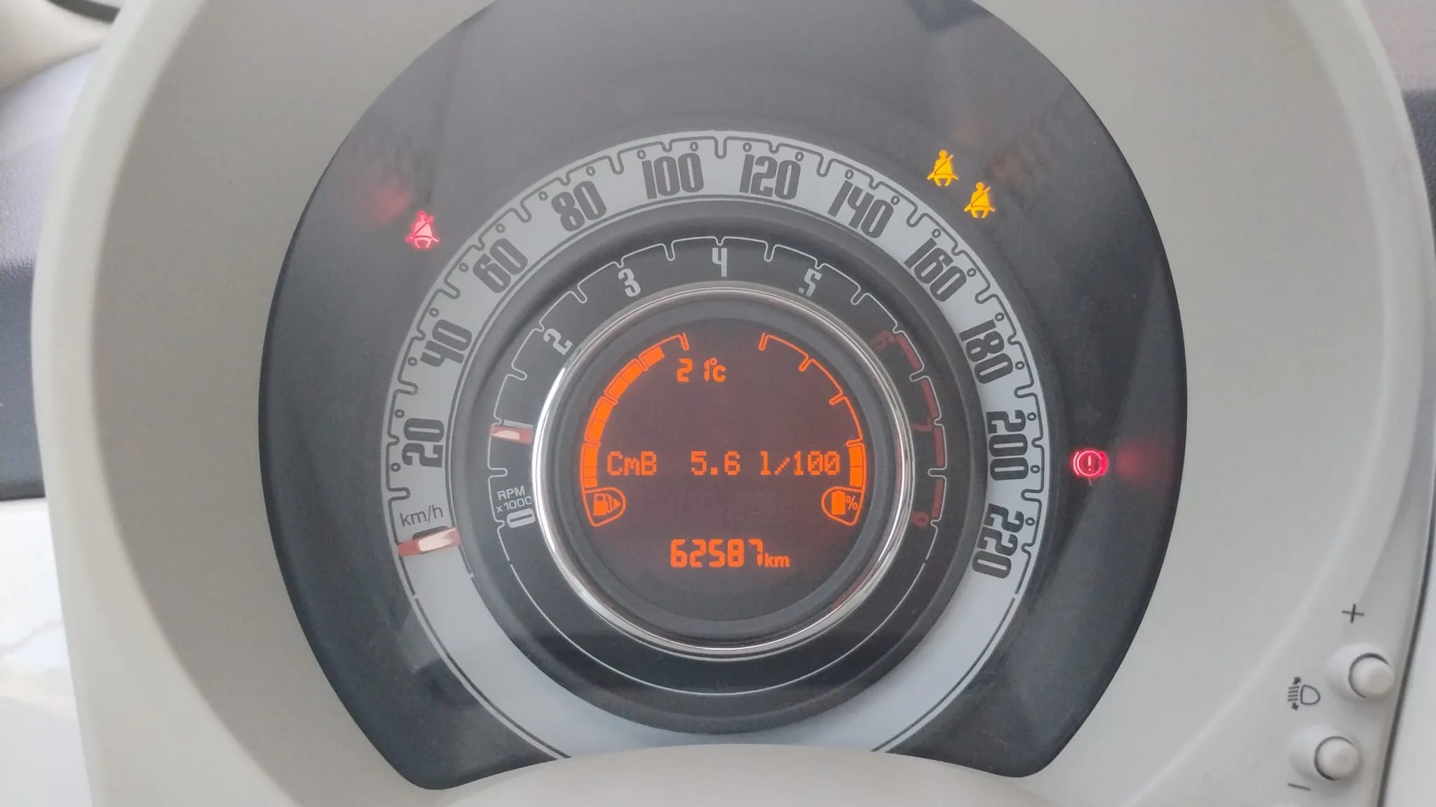 Fiat 500 Monotrim 1.0 Hybrid - foto 13