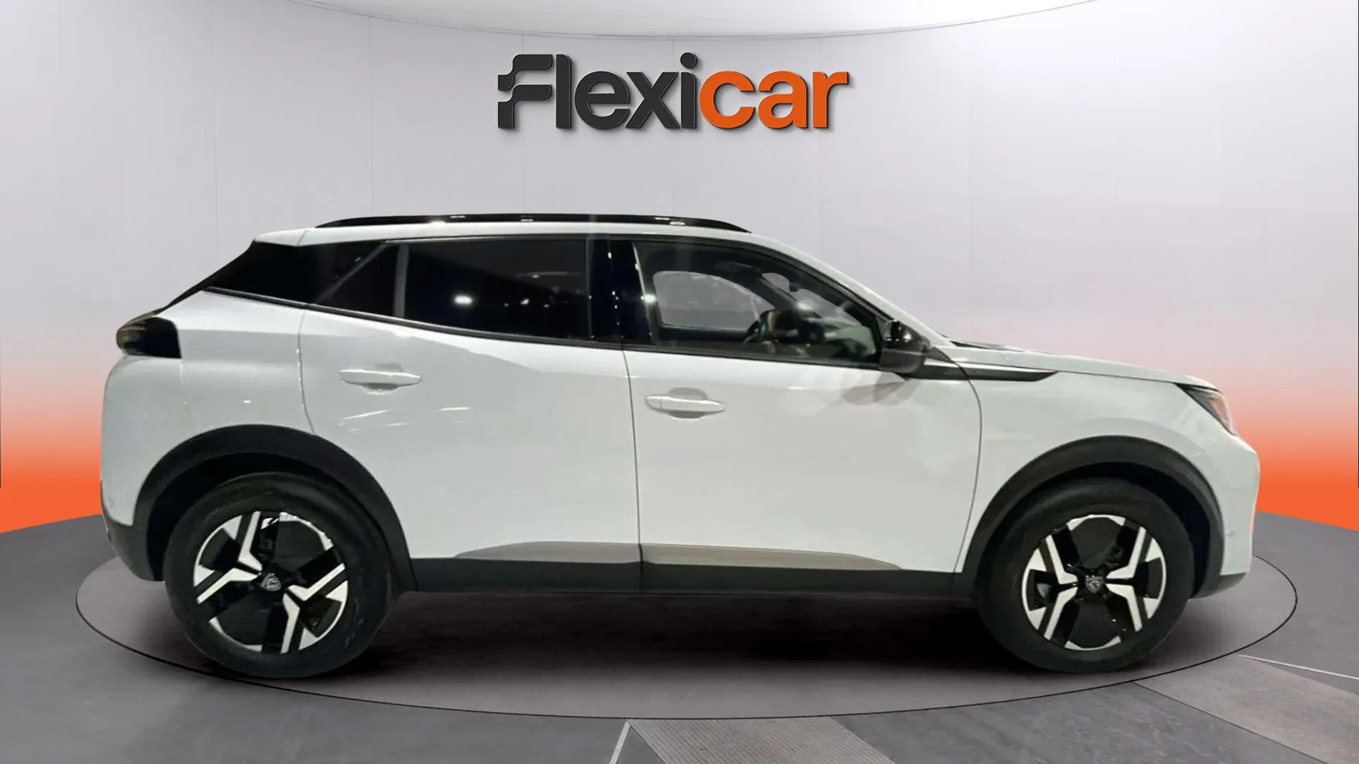 Peugeot 2008 Allure PureTech 130 EAT8 - foto 9