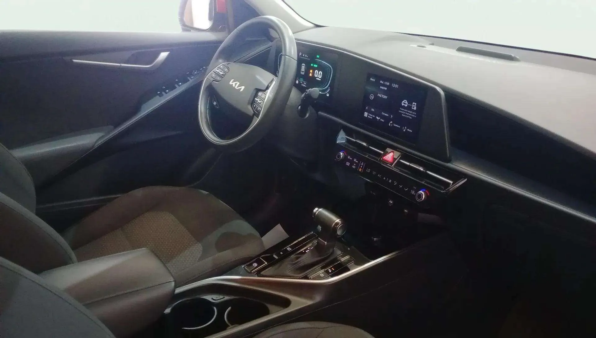 Kia Niro 1.6 GDi PHEV Concept - foto 16
