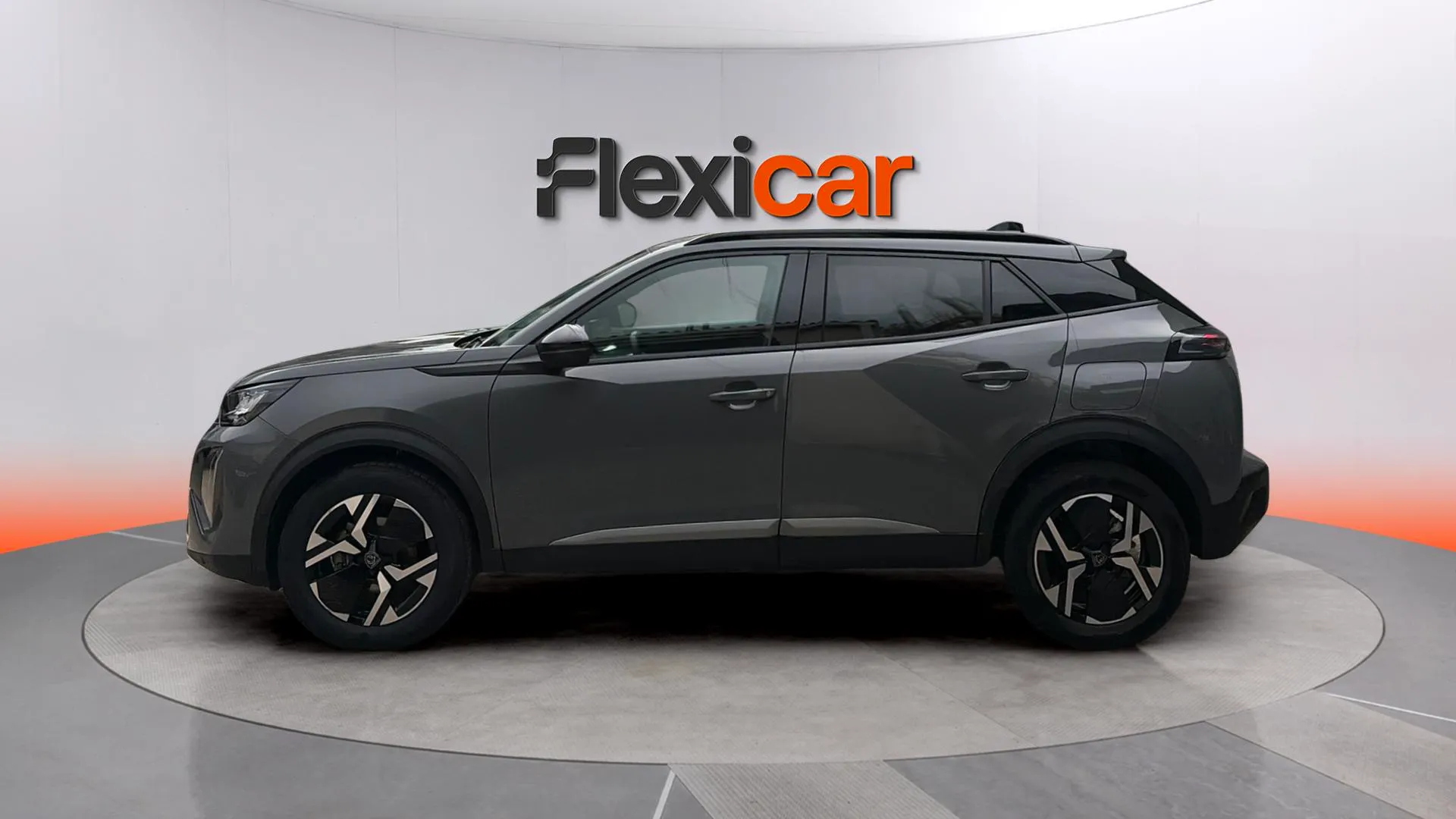 Peugeot 2008 Allure PureTech 130 EAT8 - foto 4