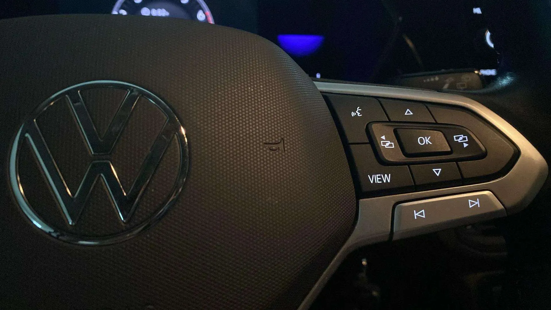 Volkswagen T-Cross Advance 1.0 TSI - foto 12