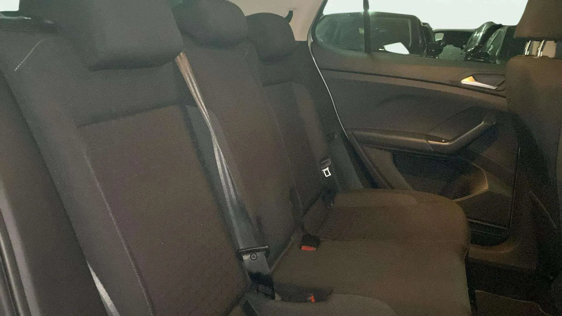 Volkswagen T-Cross Advance 1.0 TSI - foto 26