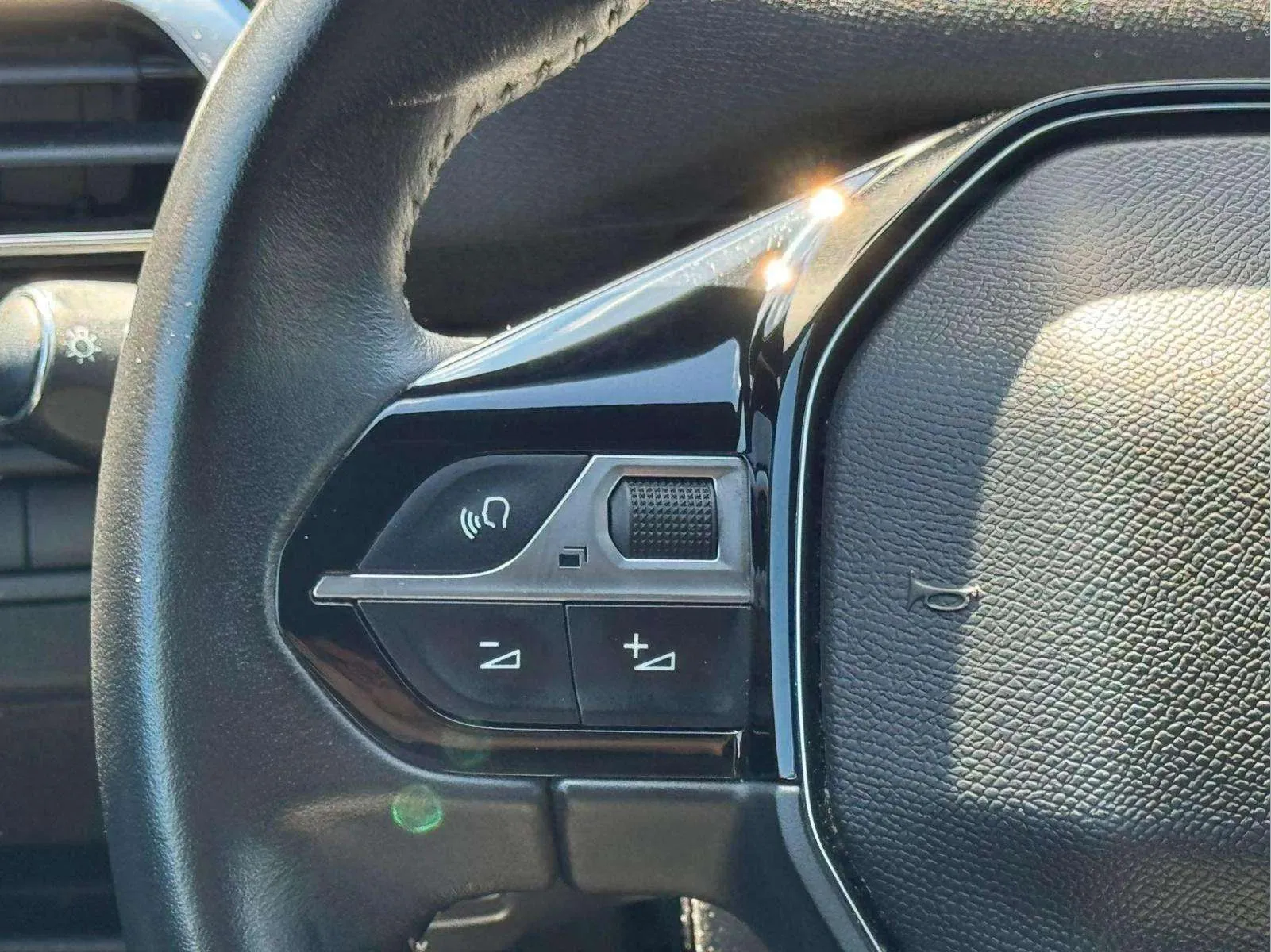 Peugeot 5008 1.2 PureTech Allure Pack - foto 14