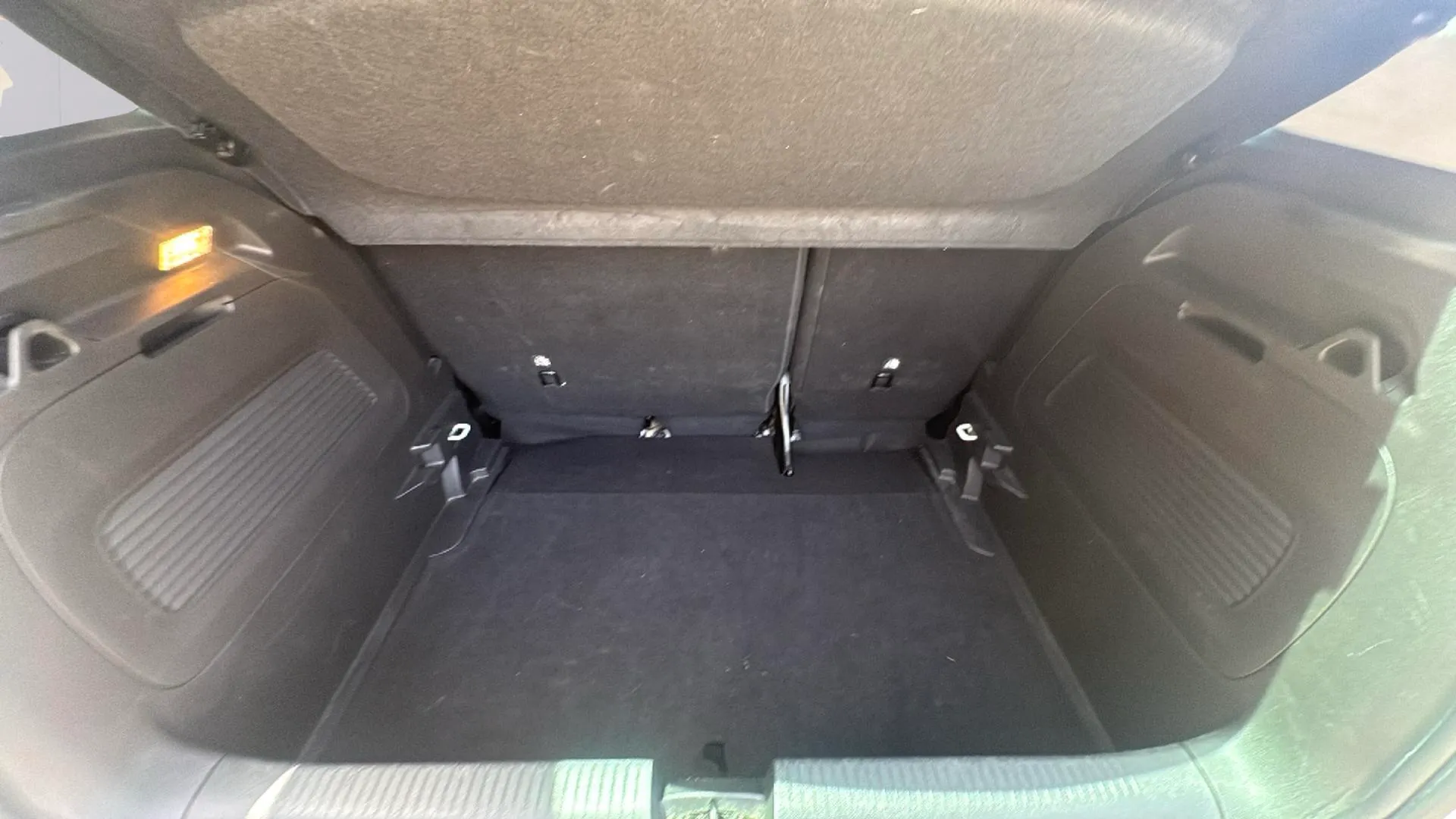 Opel Crossland 1.2 Elegance AT6 - foto 14