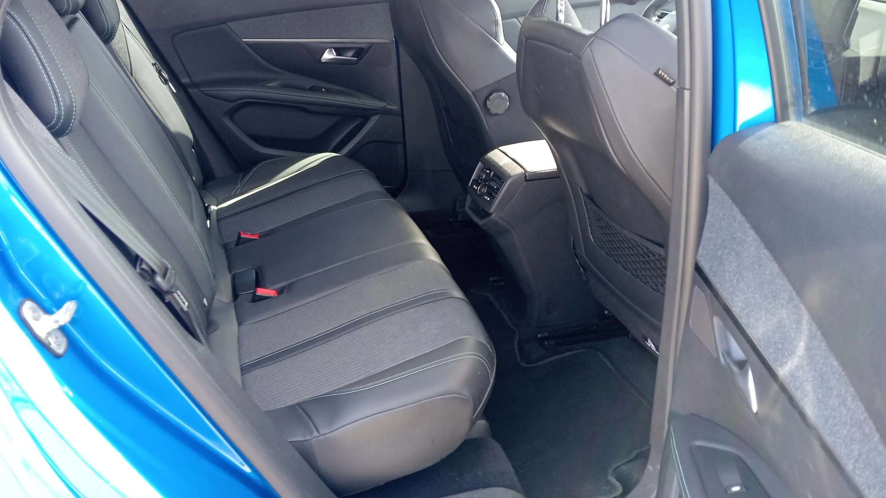 Peugeot 3008 1.2 PureTech Active - foto 17