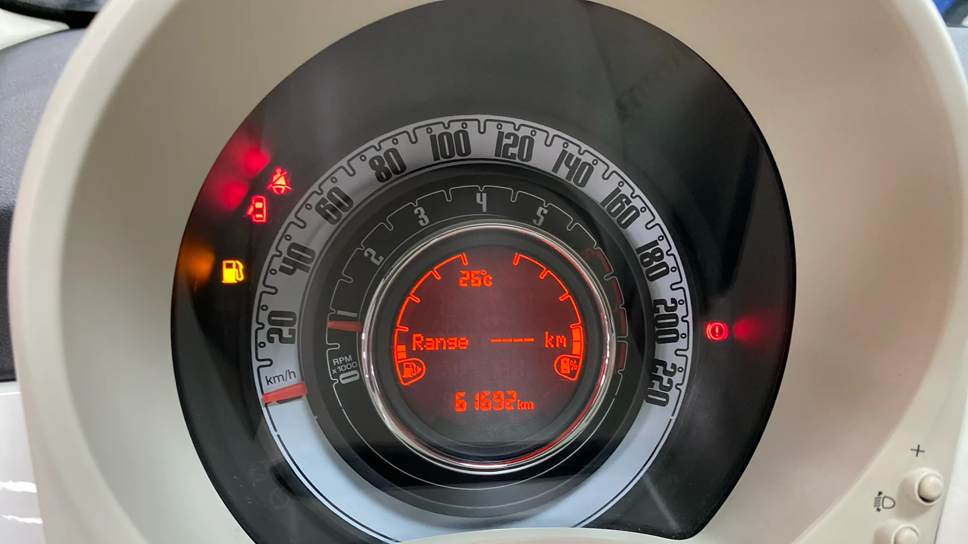 Fiat 500 Monotrim 1.0 Hybrid - foto 10