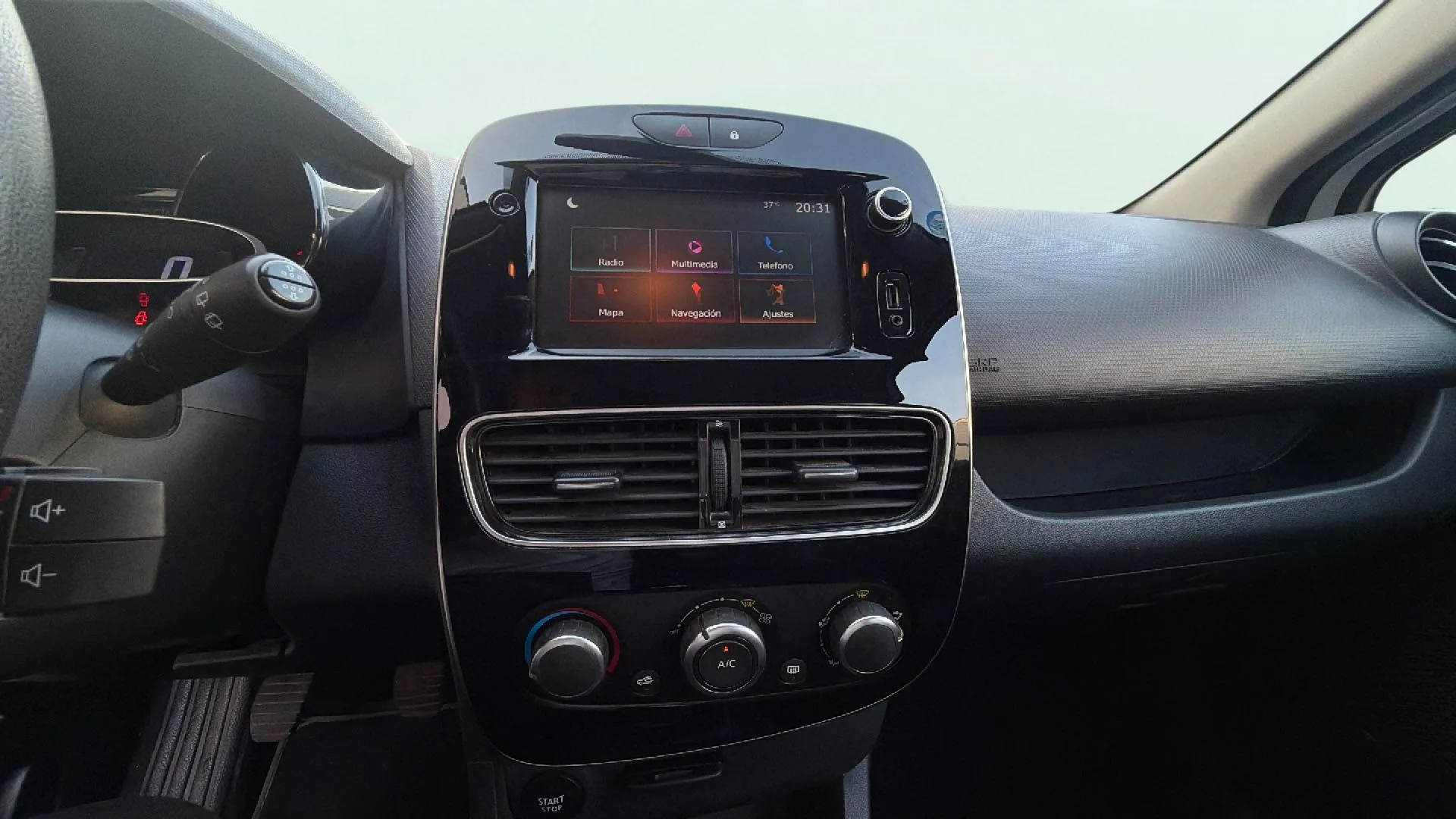 Renault Clio Limited TCe -18 - foto 15