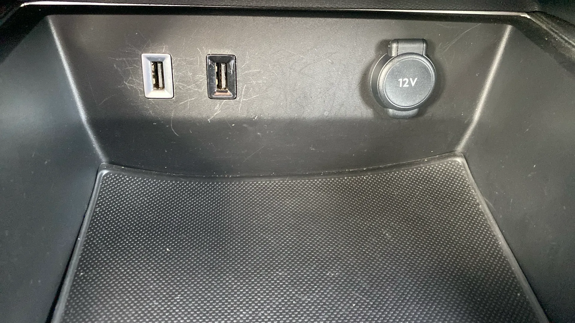 Citroën C5 Aircross Plug-in Hybrid 180 e-EAT8 E Series - foto 23