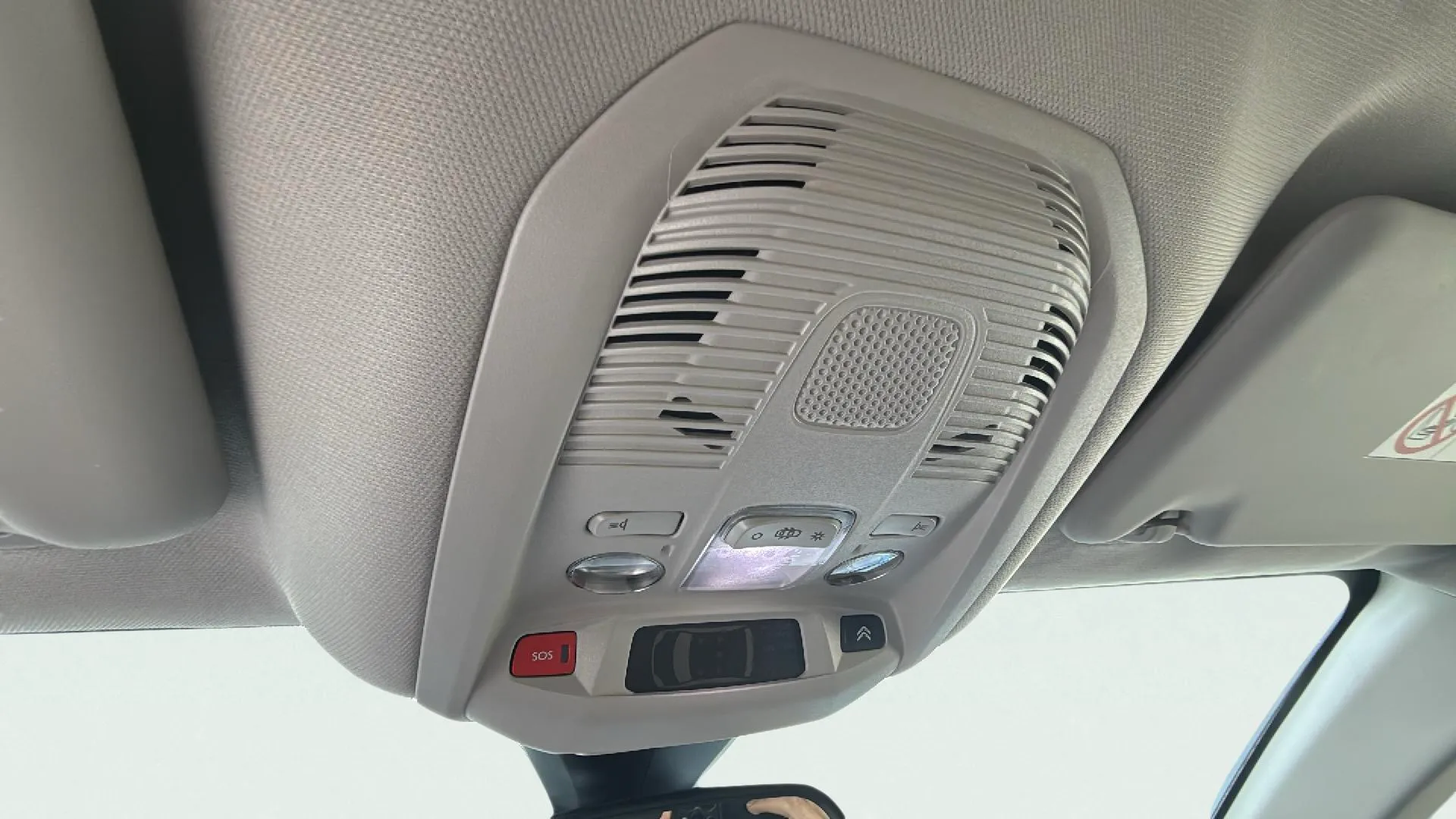 Citroën C5 Aircross Plug-in Hybrid 180 e-EAT8 E Series - foto 26