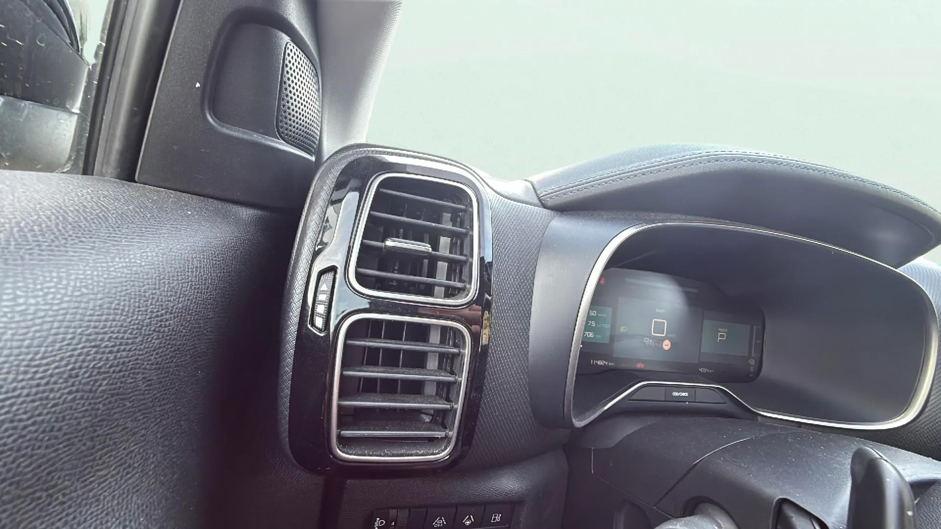 Citroën C5 Aircross Plug-in Hybrid 180 e-EAT8 E Series - foto 19