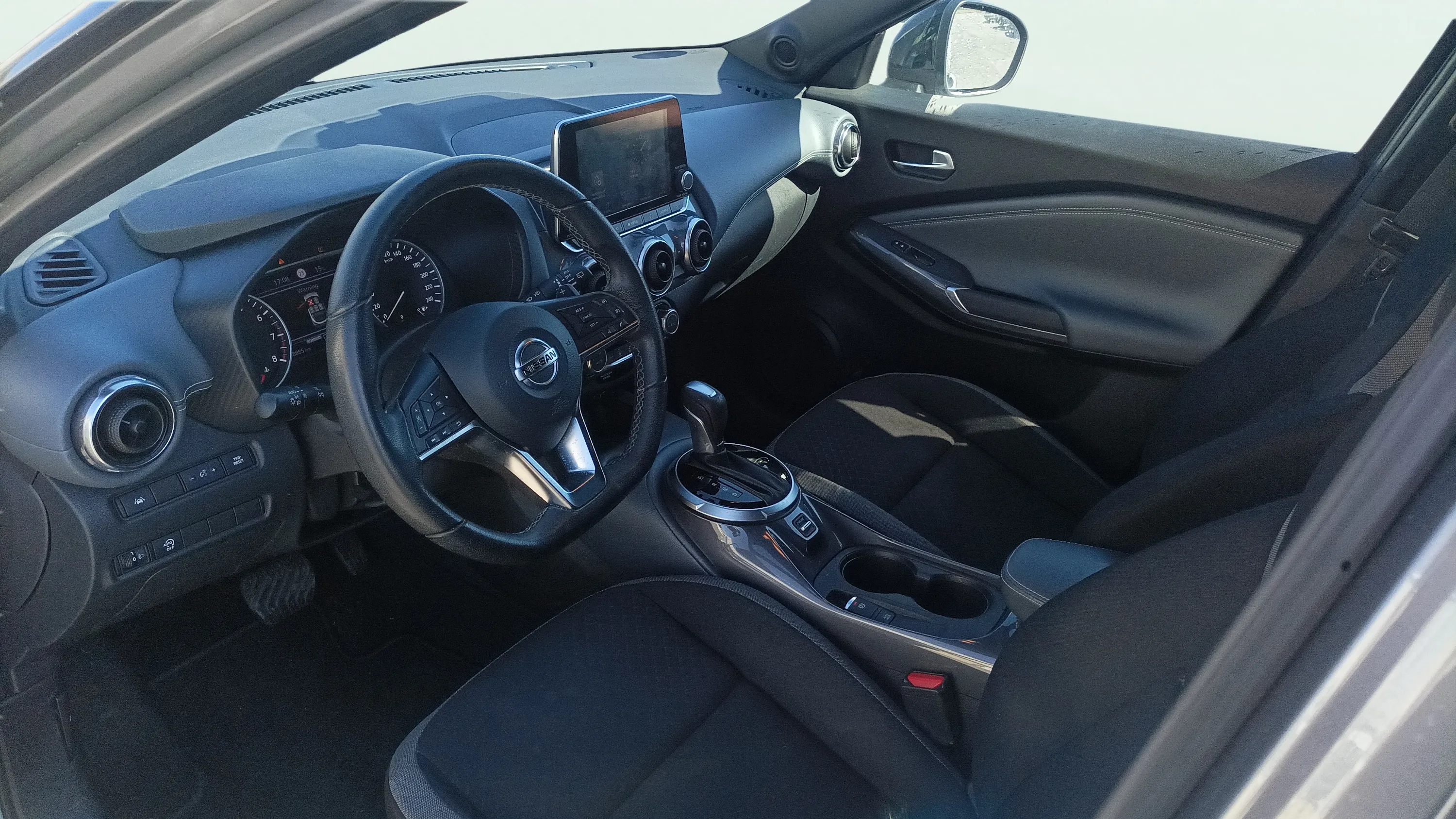 Nissan Juke DIG-T DCT N-Connecta - foto 12