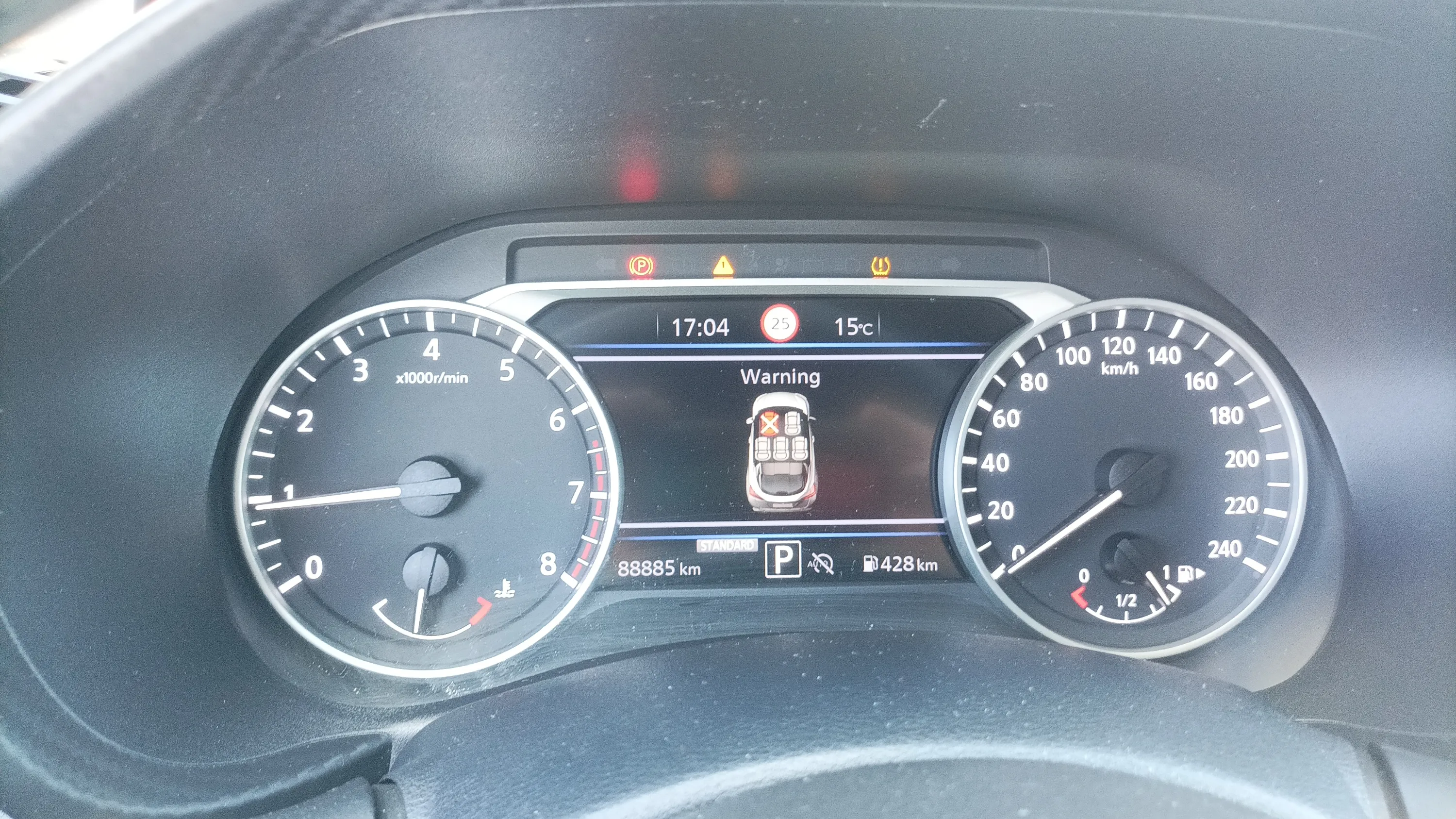 Nissan Juke DIG-T DCT N-Connecta - foto 14