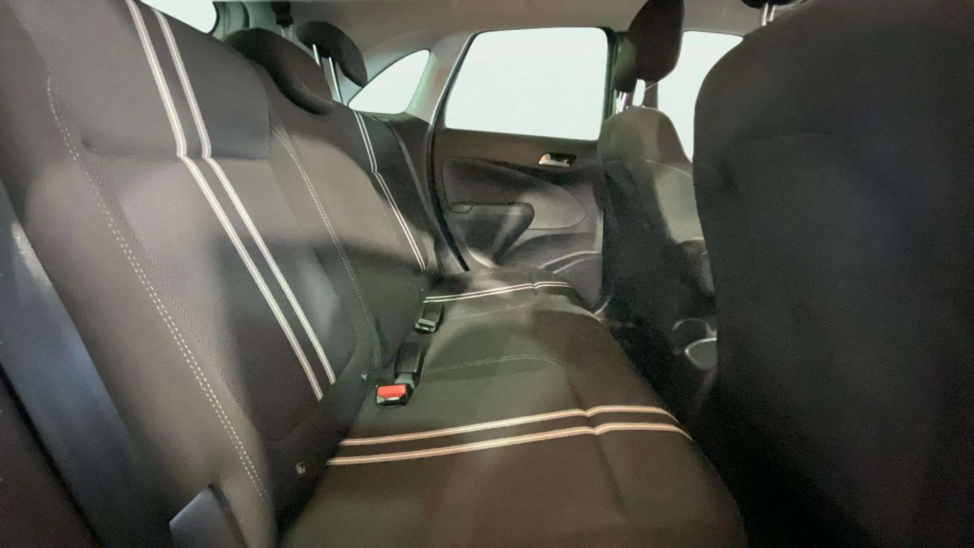 Opel Crossland 1.2 Elegance AT6 - foto 16
