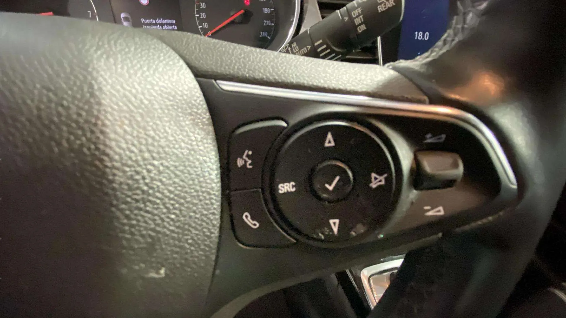 Opel Crossland 1.2 Elegance AT6 - foto 18