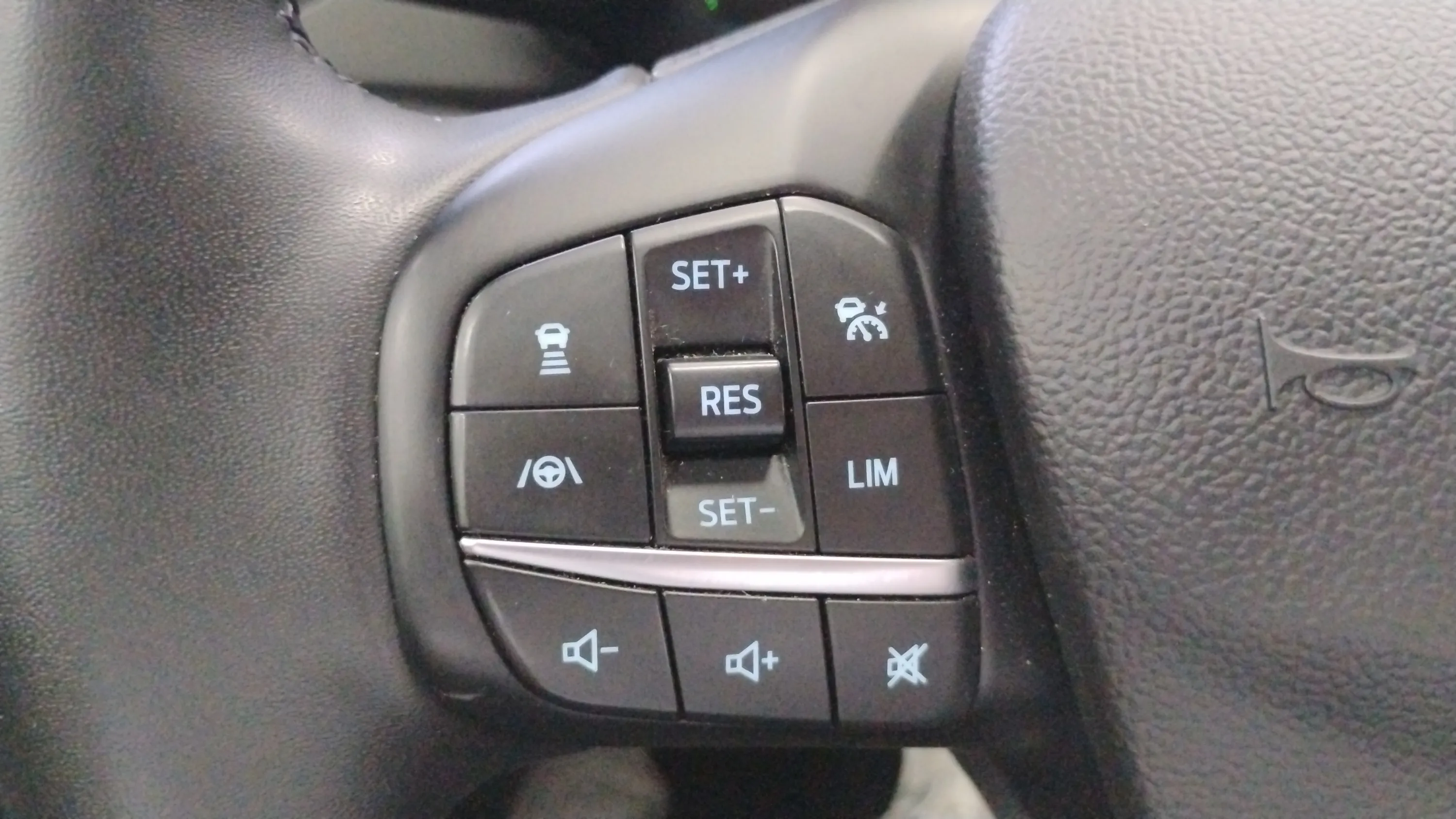 Ford Focus 1.0 EcoBoost MHEV Active X - foto 14