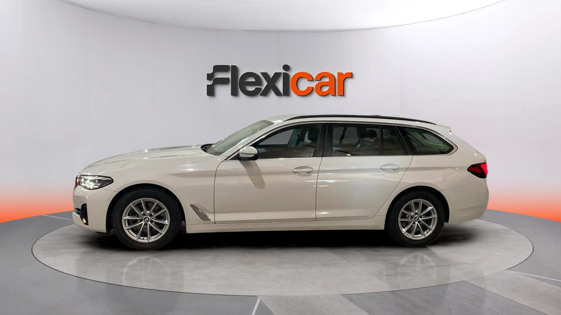 BMW Serie 5 520dA Touring - foto 4