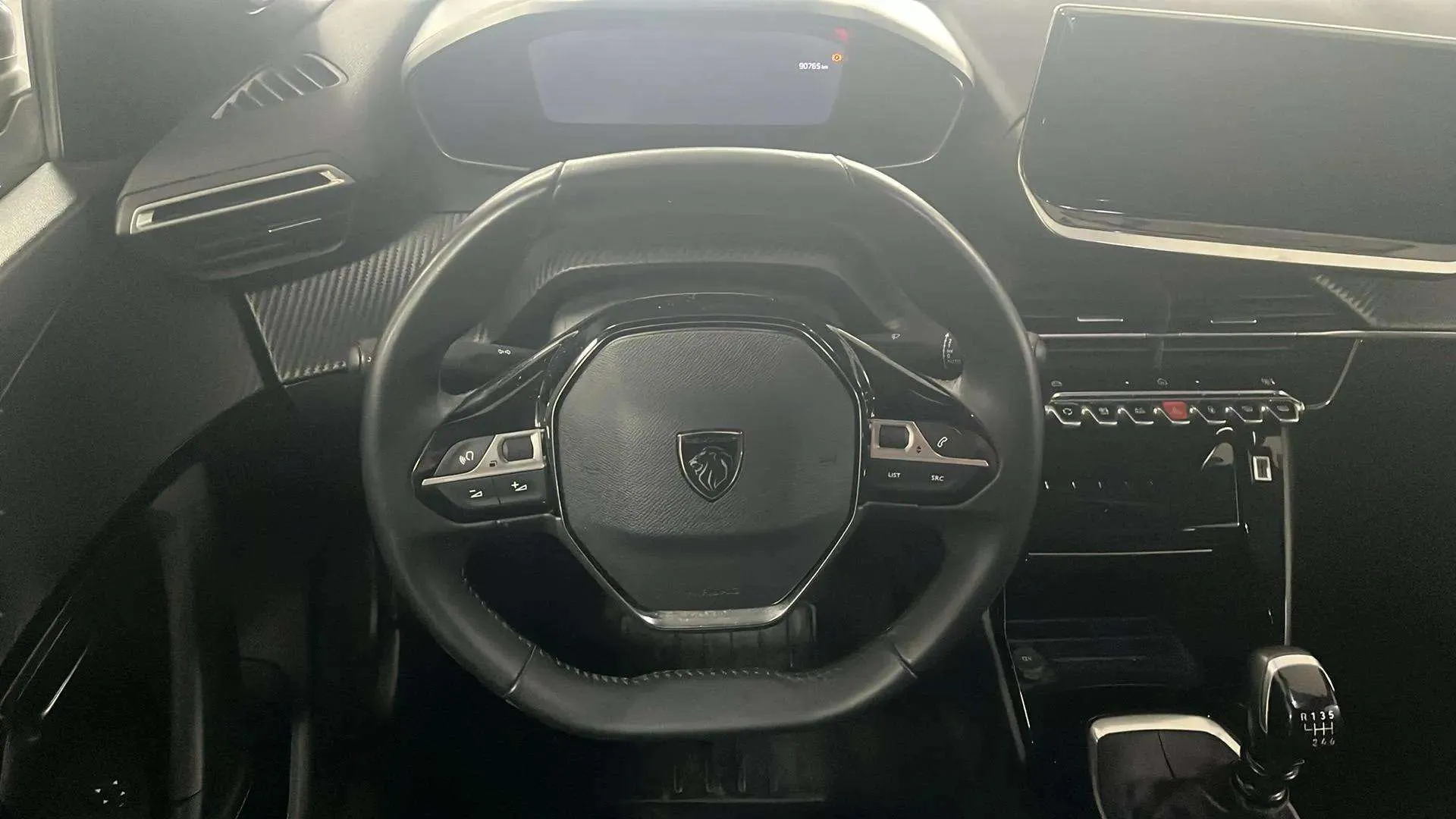 Peugeot 2008 Allure PureTech 100 - foto 13