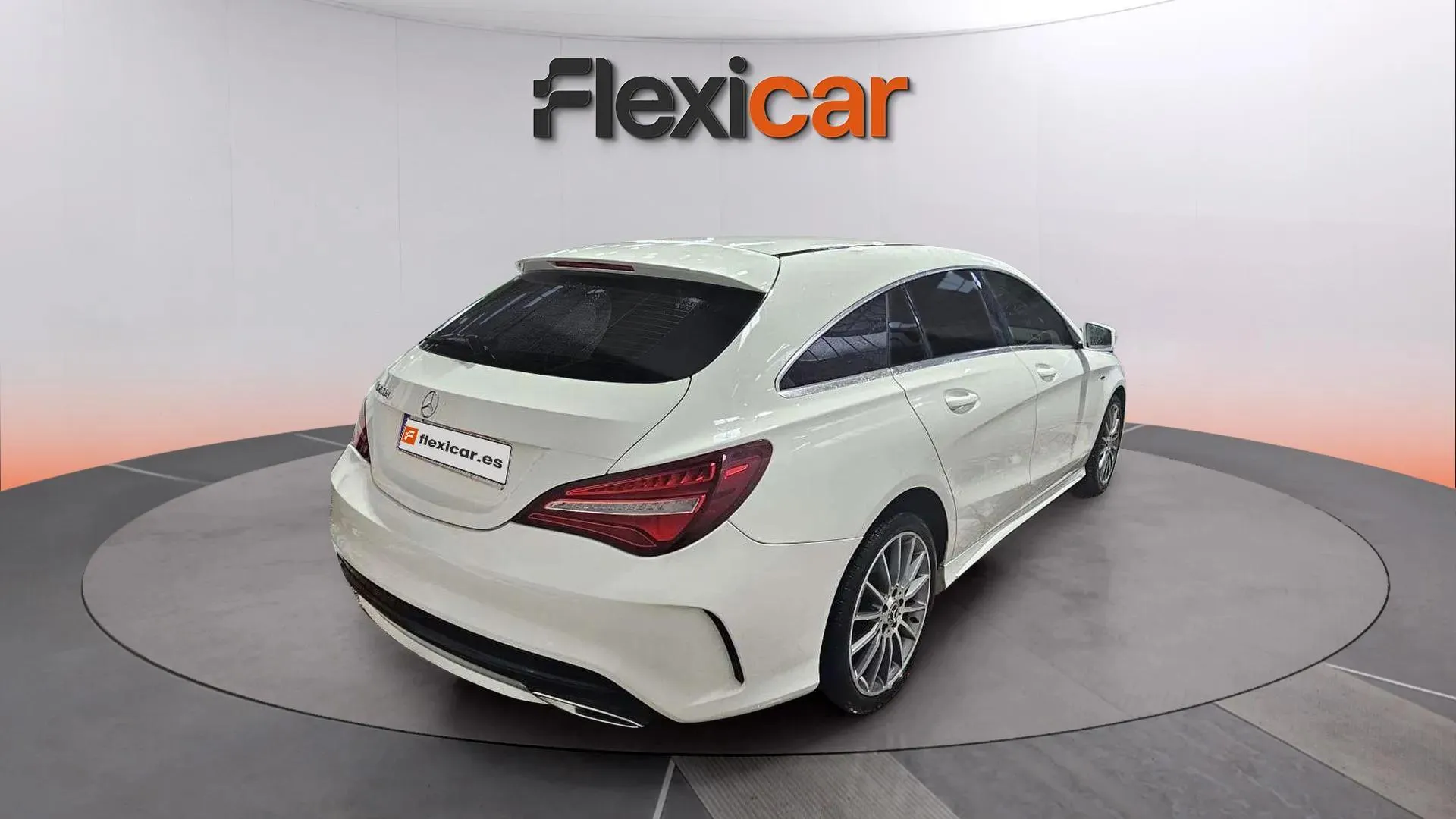 Mercedes-Benz CLA 200 D DCT Shooting Brake - foto 8