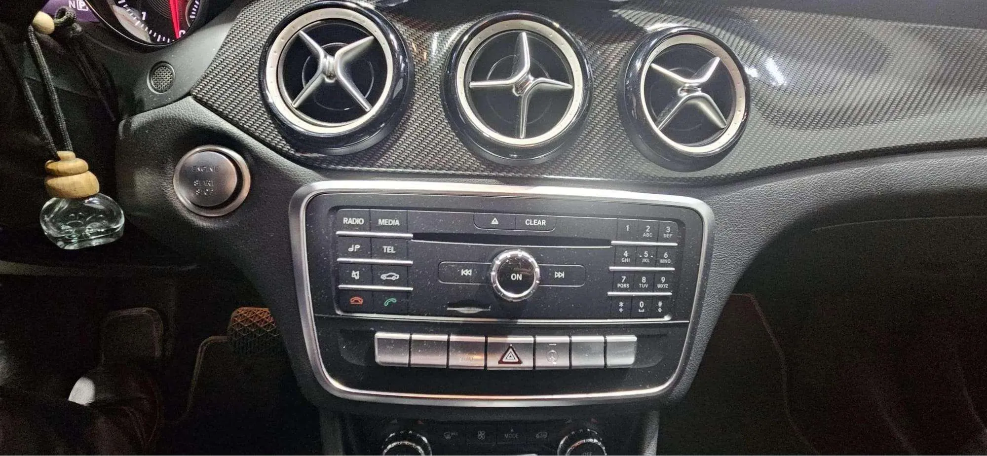 Mercedes-Benz CLA 200 D DCT Shooting Brake - foto 17