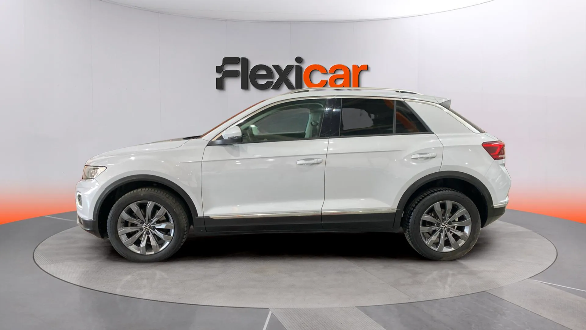 Volkswagen T-Roc Sport 2.0 TDI DSG - foto 3