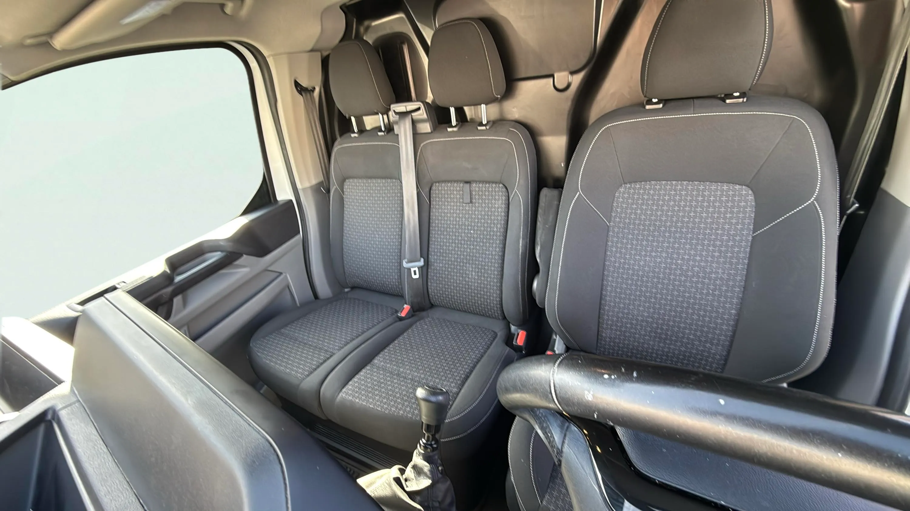 Ford Transit Custom 2.0 EcoBlue Trend - foto 18