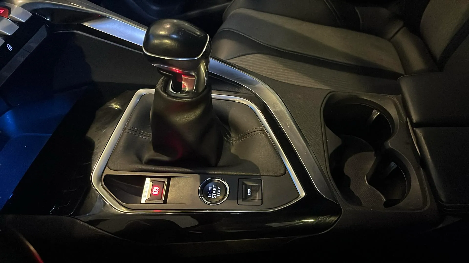 Peugeot 5008 1.2 PureTech Allure Pack - foto 23