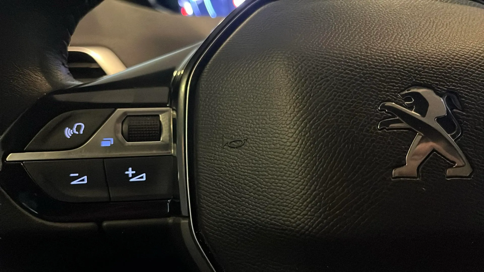 Peugeot 5008 1.2 PureTech Allure Pack - foto 11