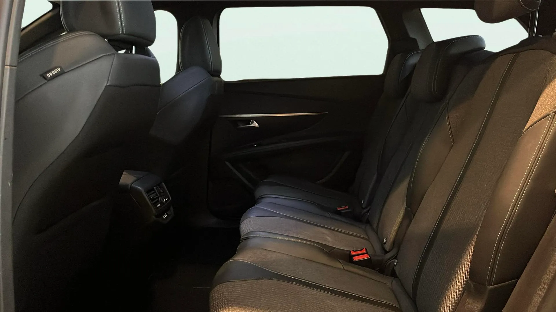 Peugeot 5008 1.2 PureTech Allure Pack - foto 24