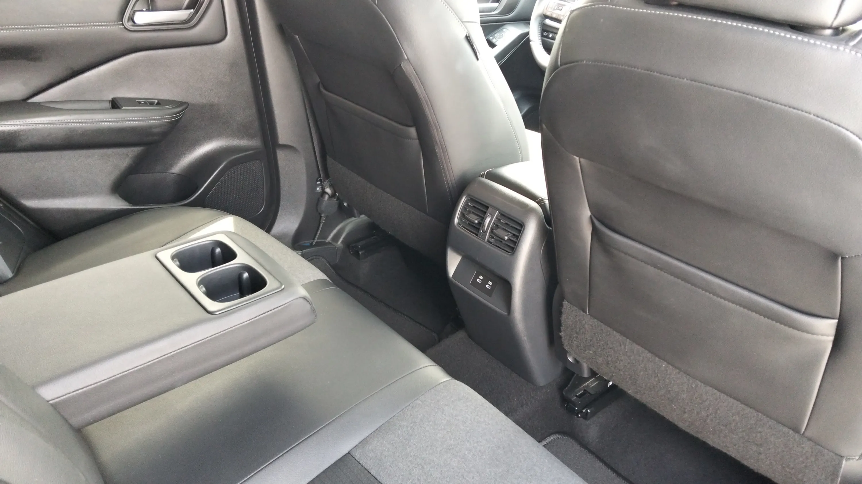 Nissan Qashqai DIG-T N-Connecta - foto 20