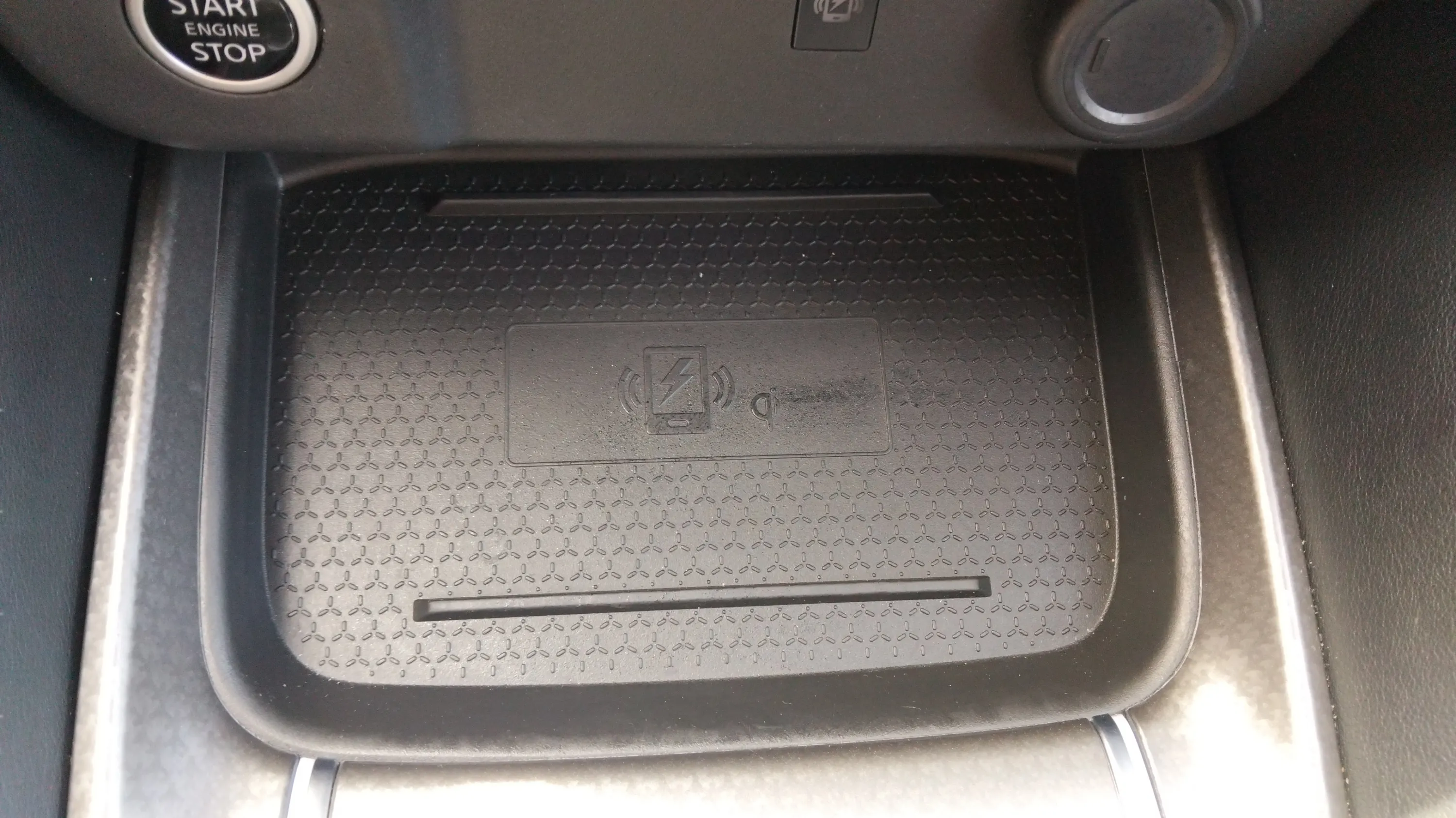 Nissan Qashqai DIG-T N-Connecta - foto 16