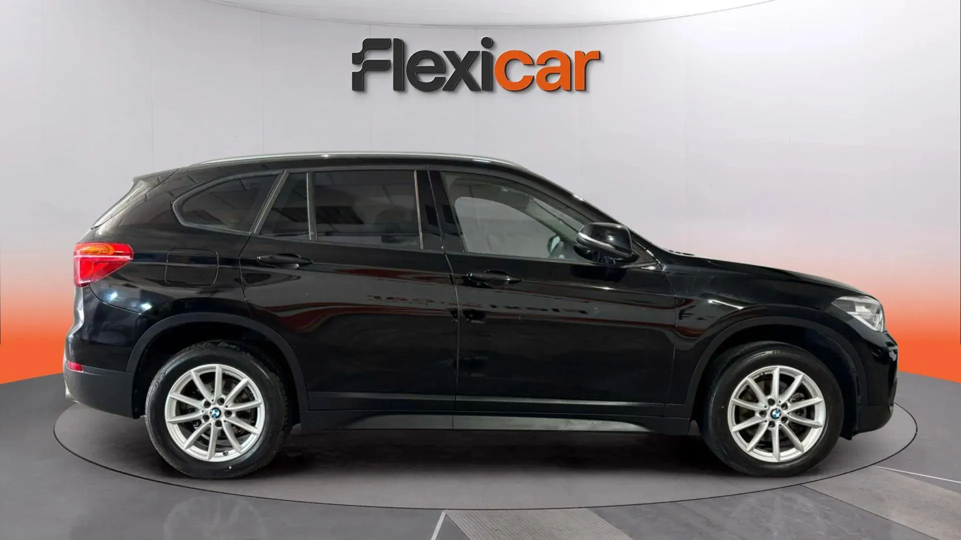 BMW X1 sDrive18d - foto 4
