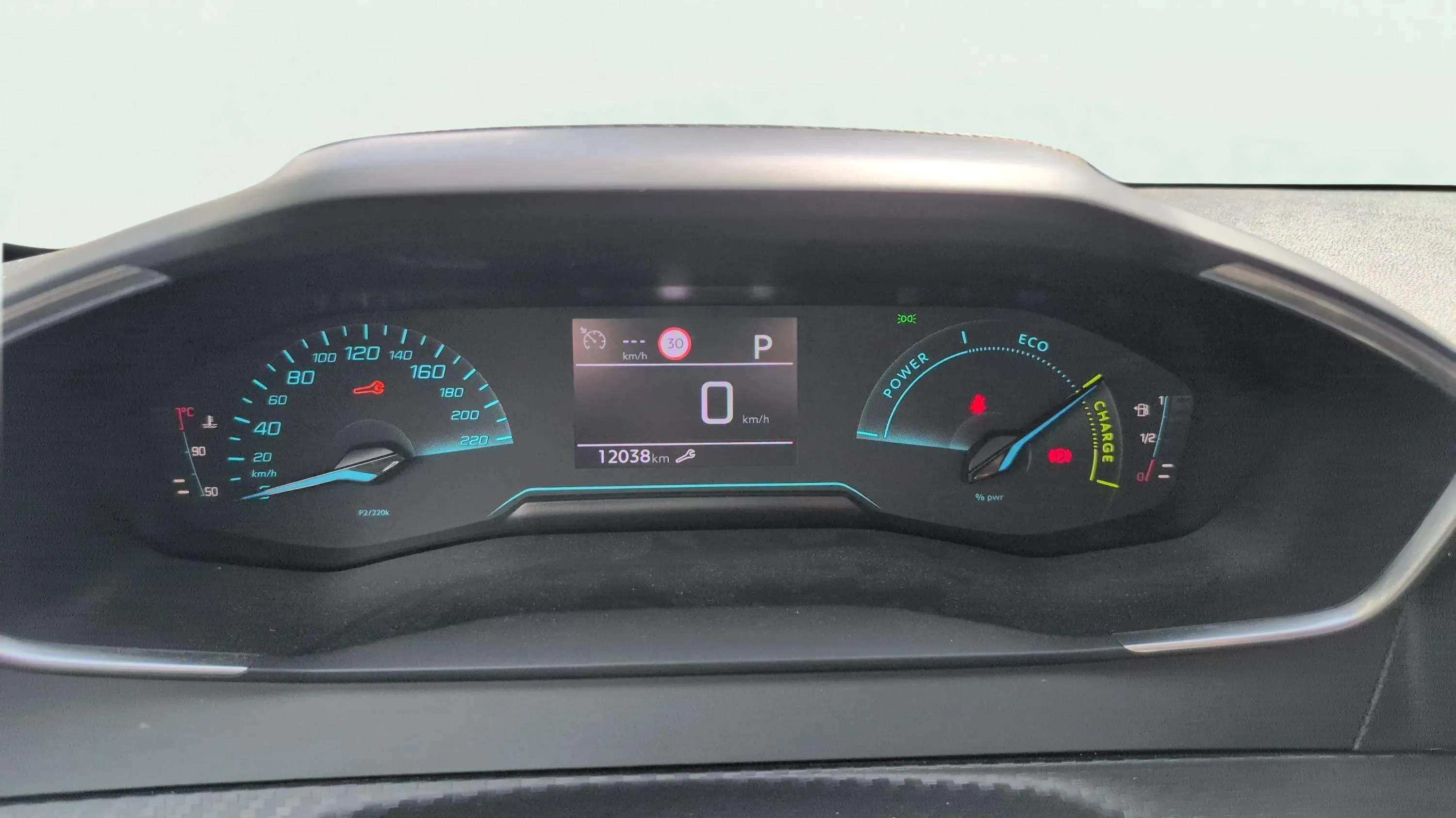 Peugeot 208 Style Hybrid 110 eDCS6 - foto 12