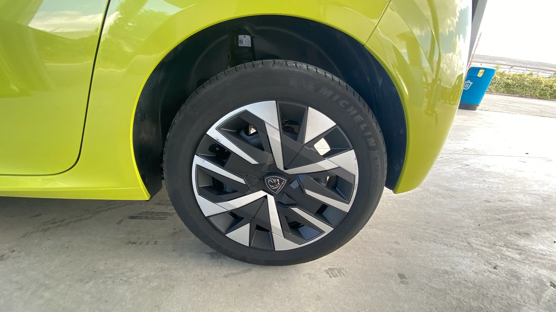 Peugeot 208 Style Hybrid 110 eDCS6 - foto 29