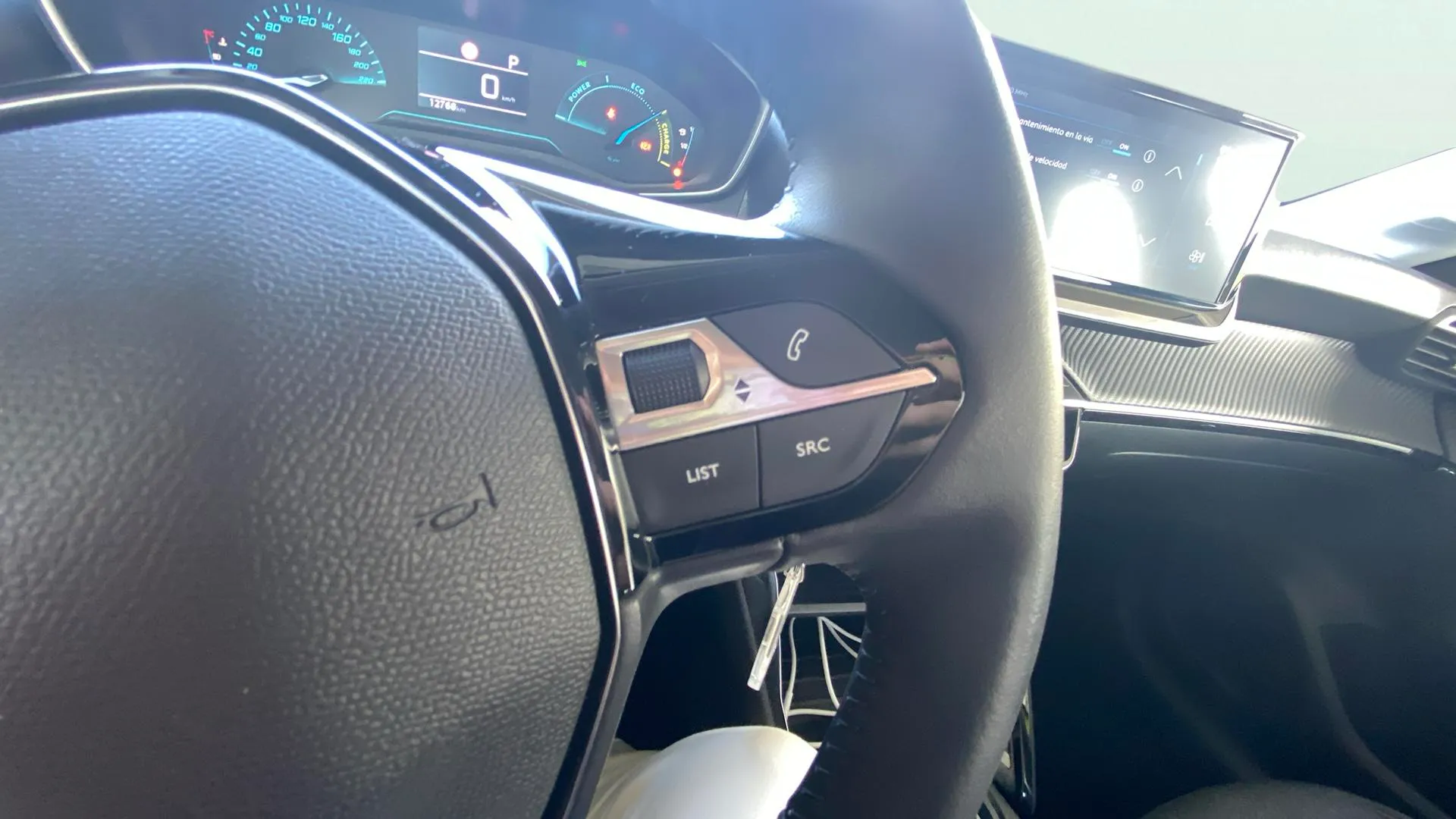 Peugeot 208 Style Hybrid 110 eDCS6 - foto 13