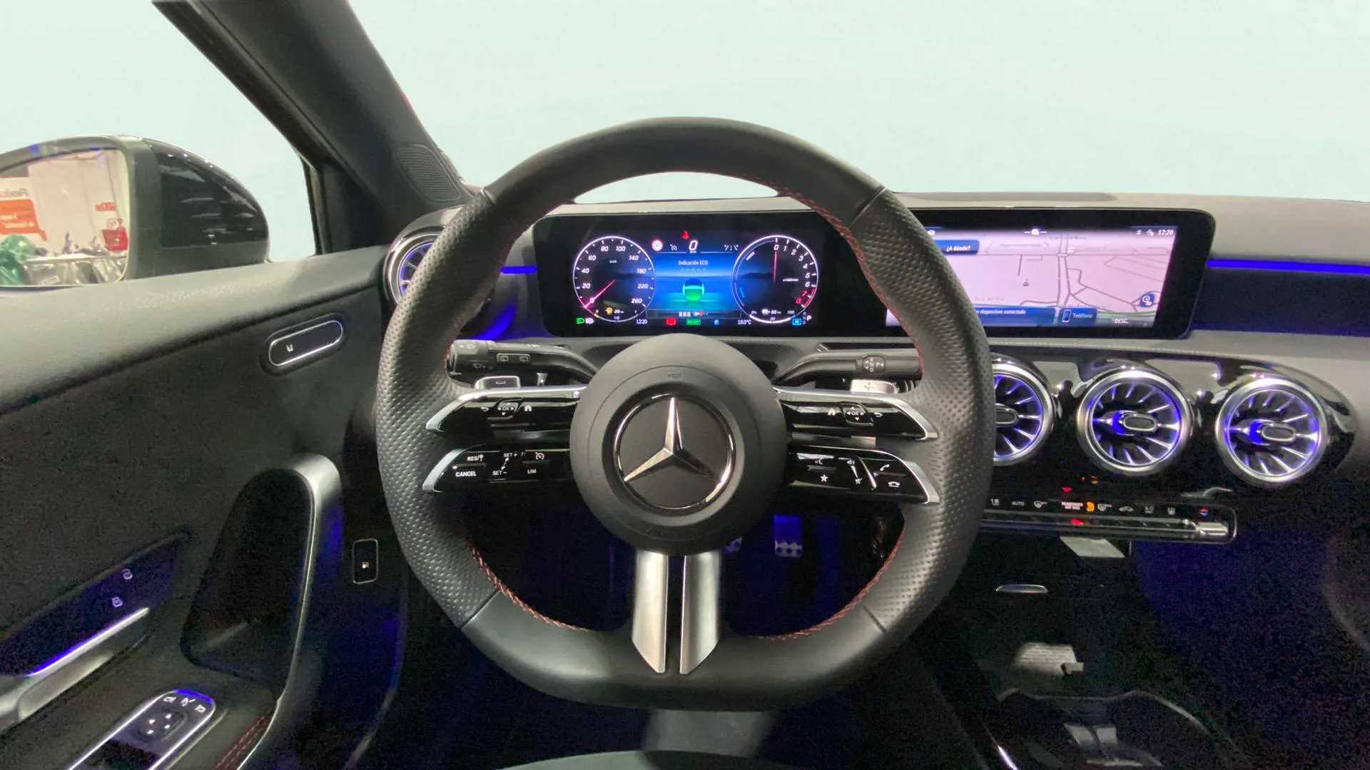 Mercedes-Benz Clase A A 250 e - foto 12