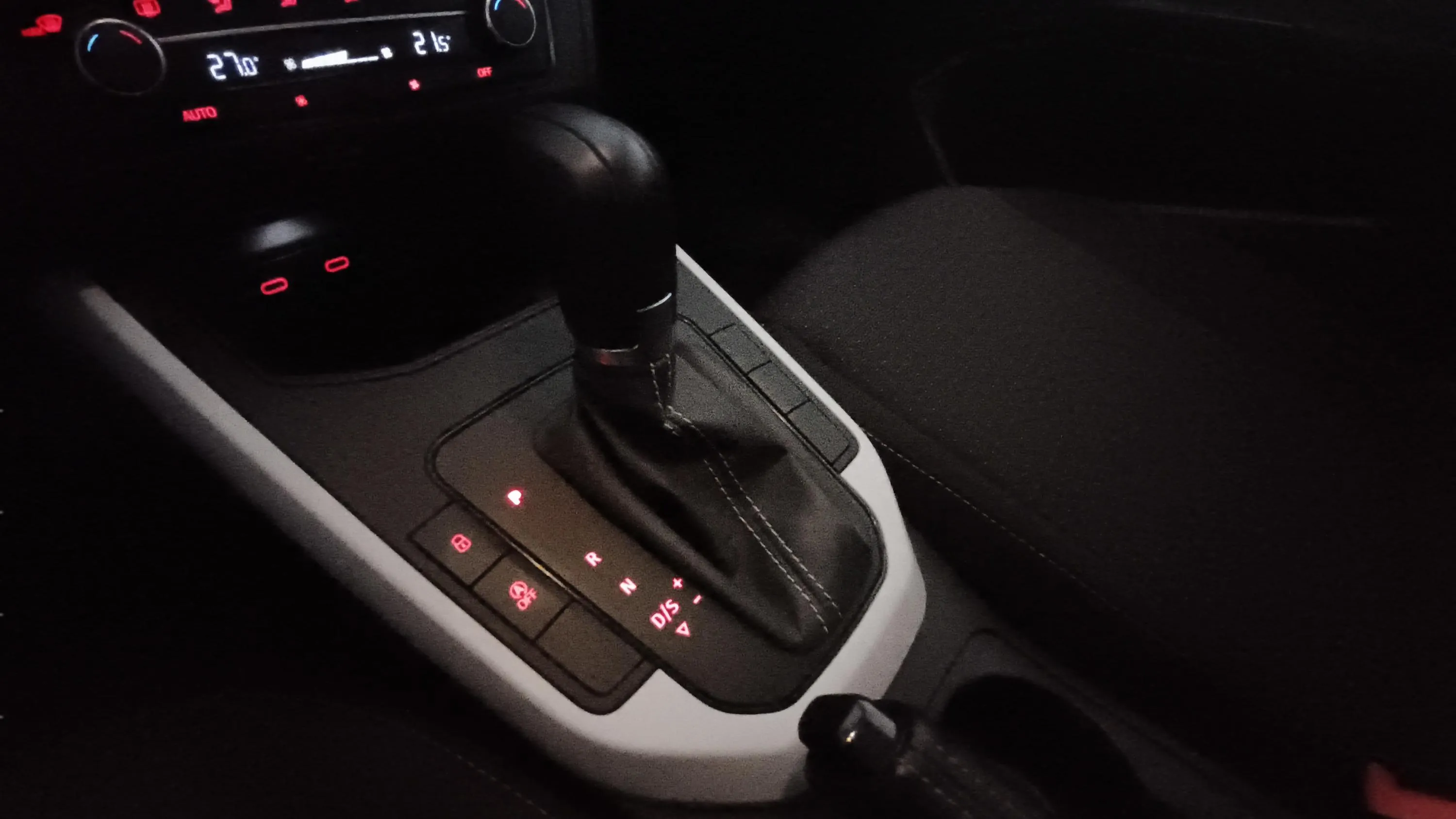 SEAT Arona 1.0 TSI DSG Style XL - foto 15