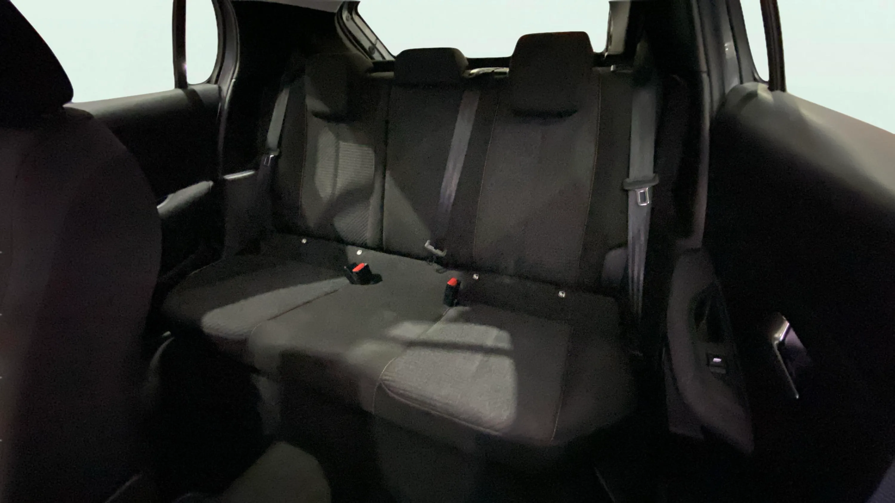 Peugeot 208 Style Hybrid 110 eDCS6 - foto 12