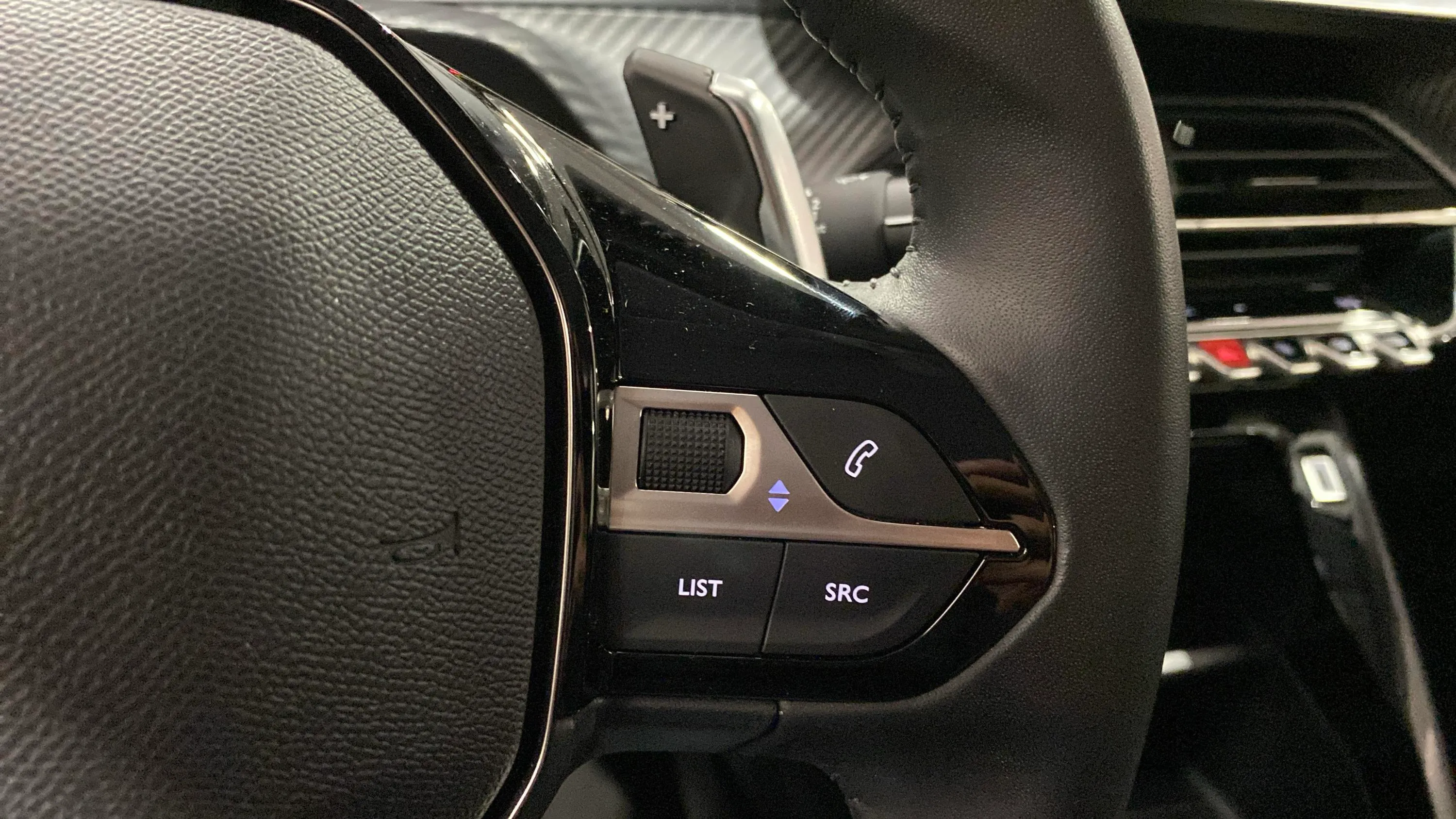 Peugeot 208 Style Hybrid 110 eDCS6 - foto 19