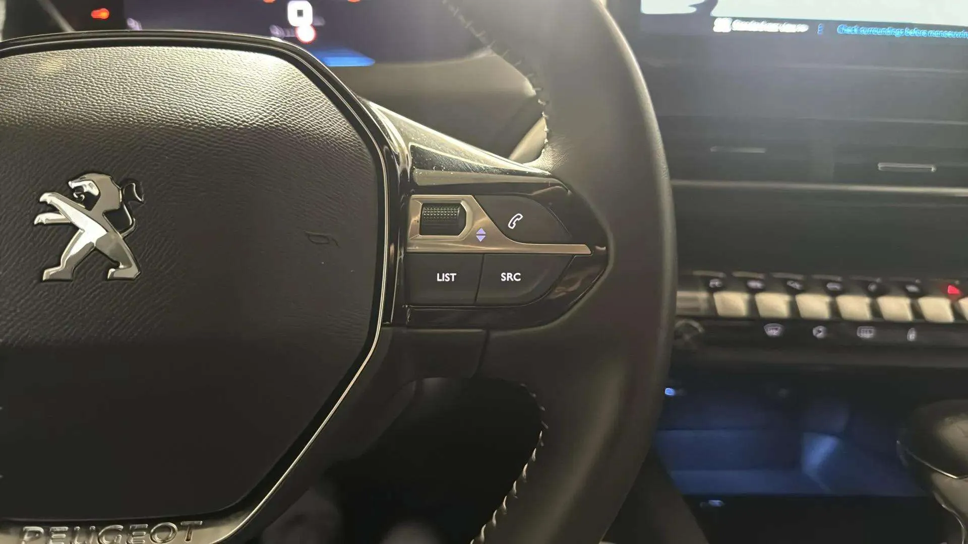 Peugeot 3008 1.2 PureTech Allure Pack - foto 18