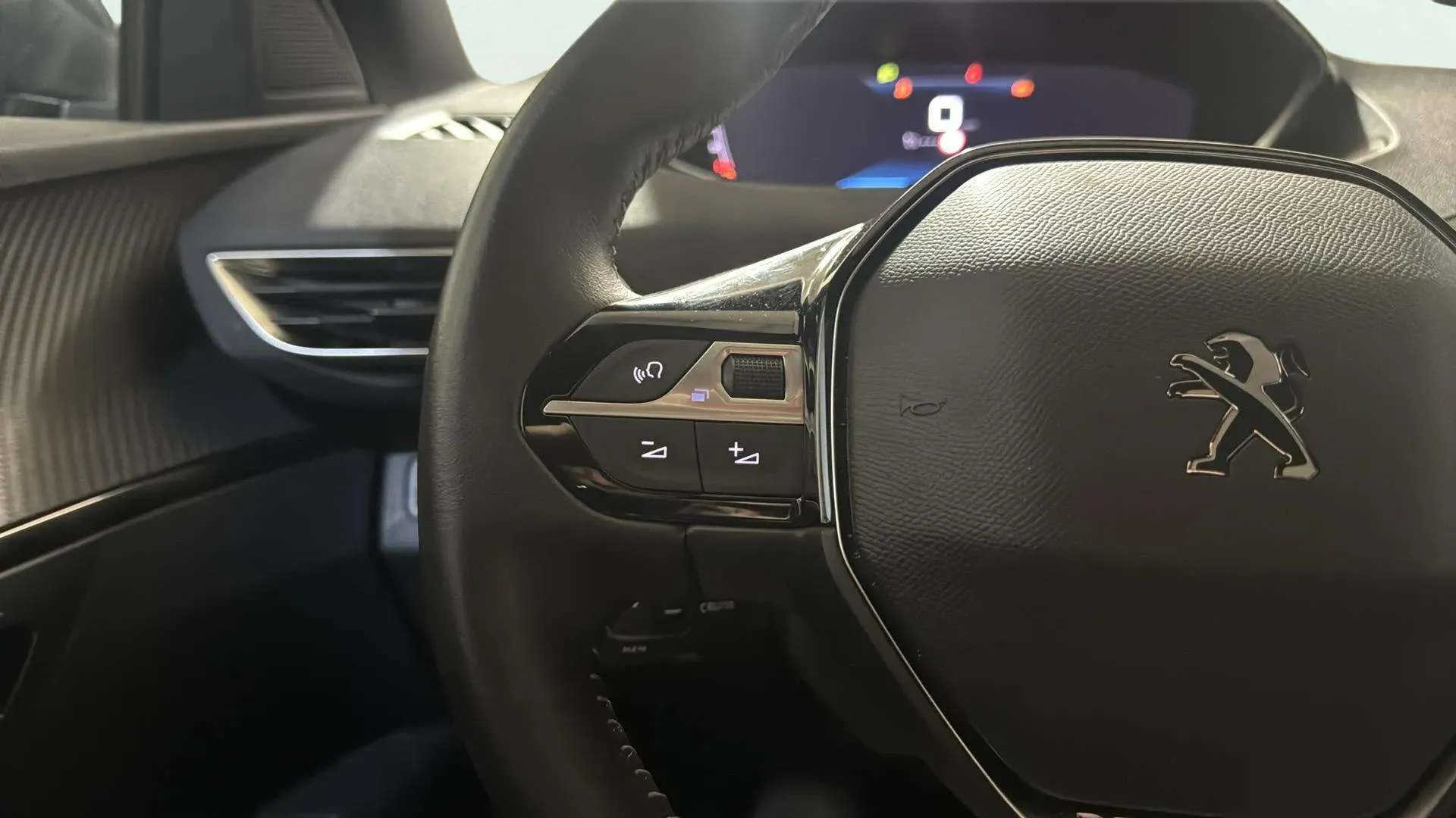 Peugeot 3008 1.2 PureTech Allure Pack - foto 17