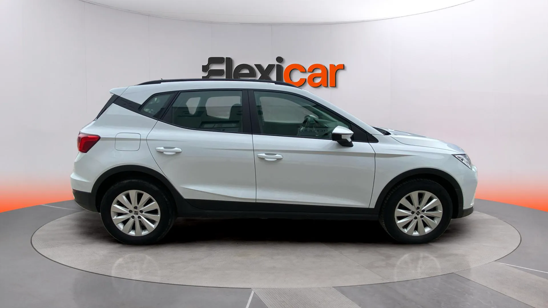 SEAT Arona 1.0 TSI DSG Style XL - foto 8