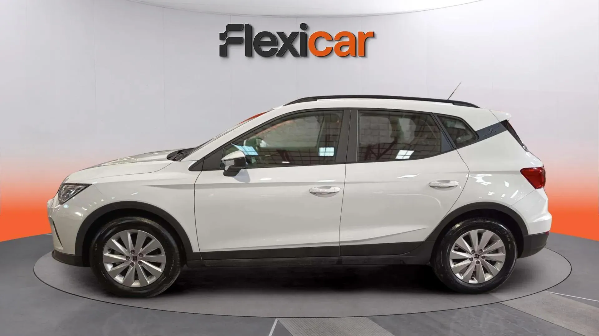 SEAT Arona 1.0 TSI DSG Style XL - foto 8