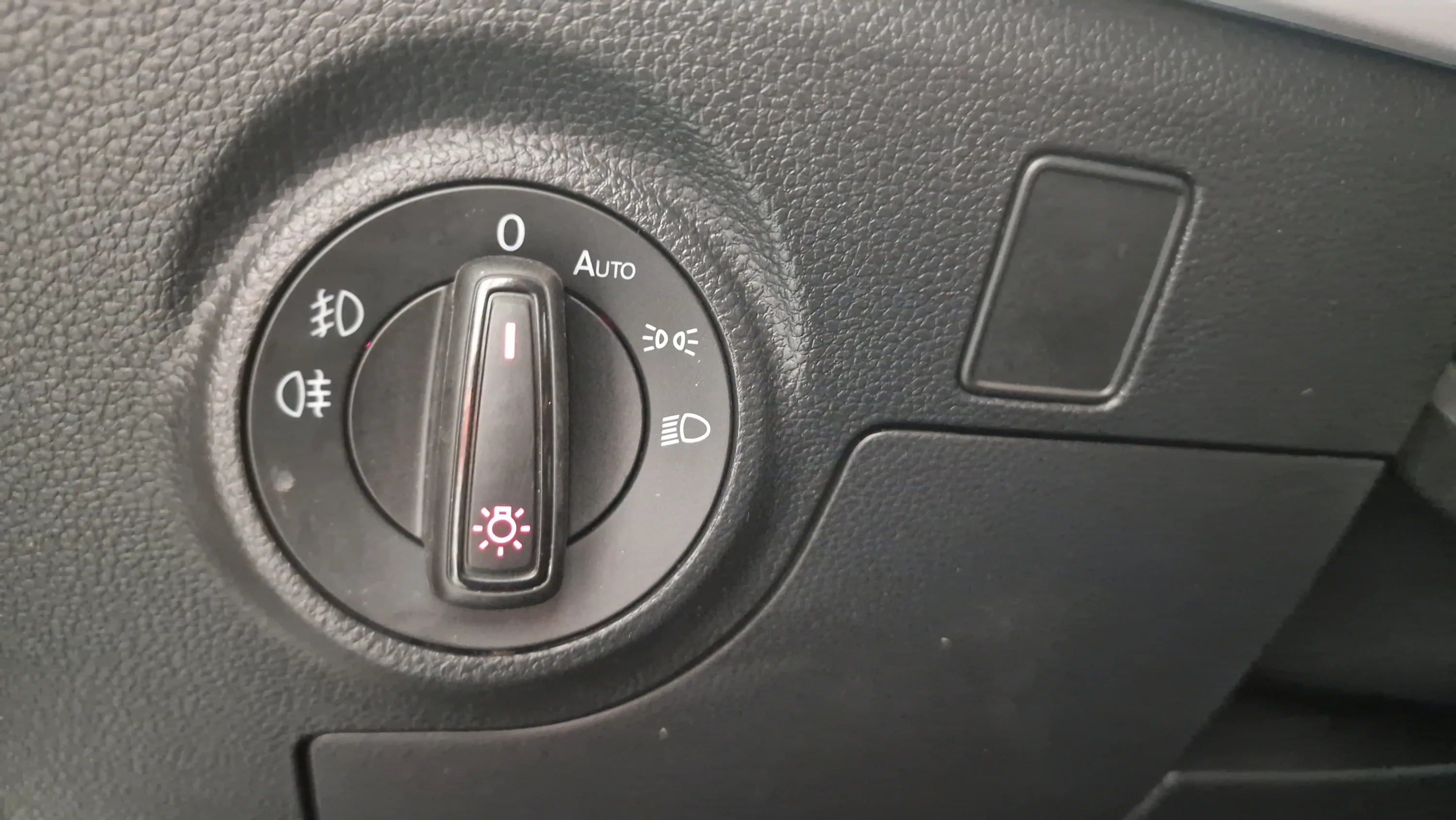 SEAT Arona 1.0 TSI DSG Style XL - foto 31