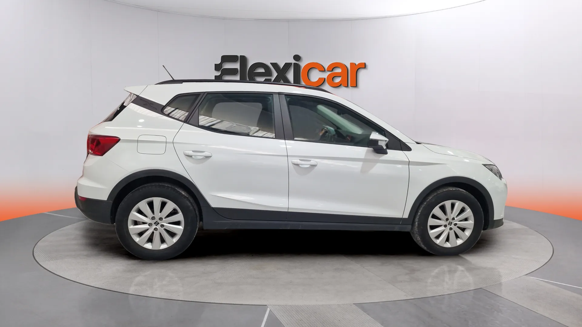 SEAT Arona 1.0 TSI DSG Style XL - foto 3