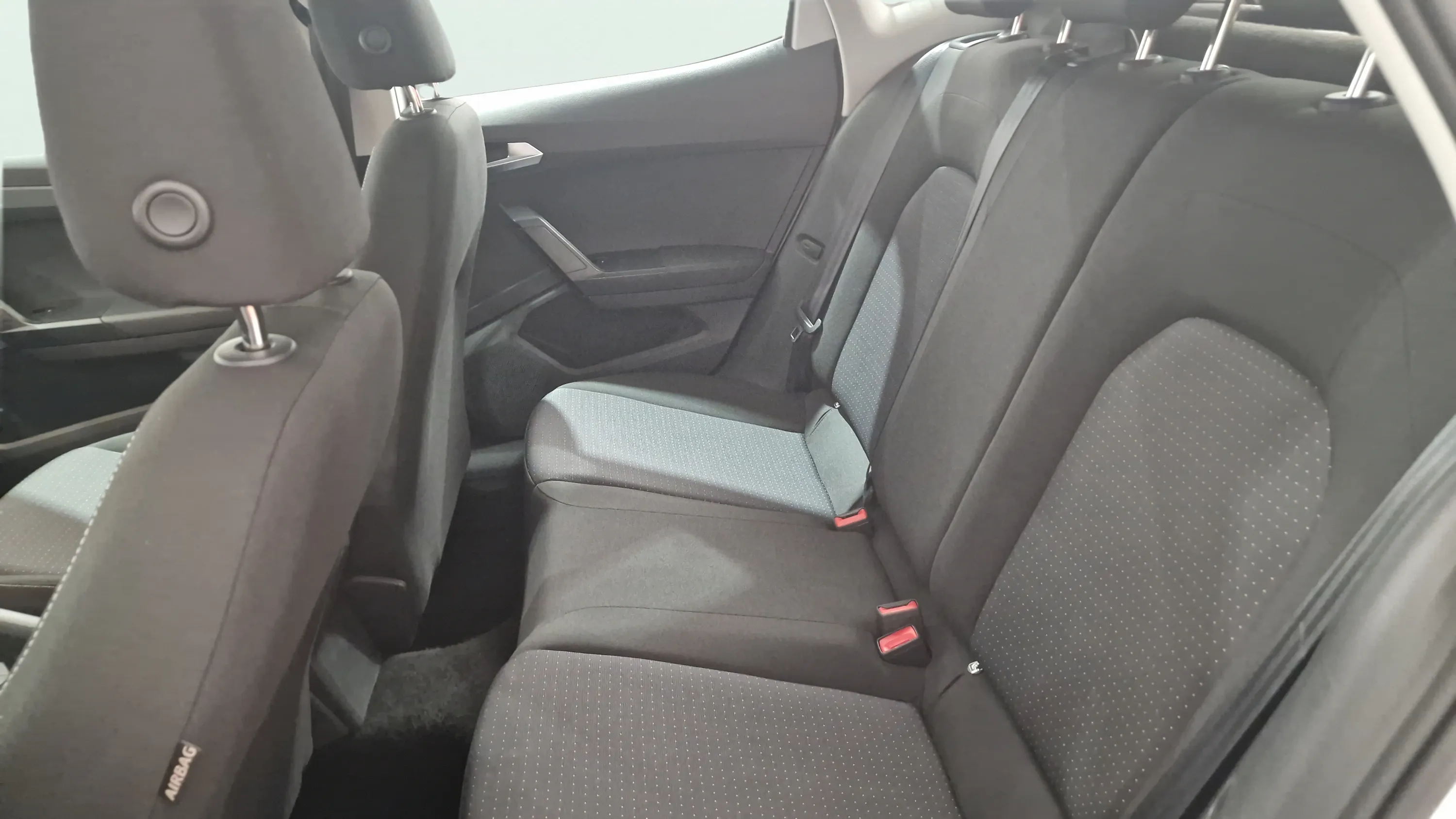 SEAT Arona 1.0 TSI DSG Style XL - foto 11