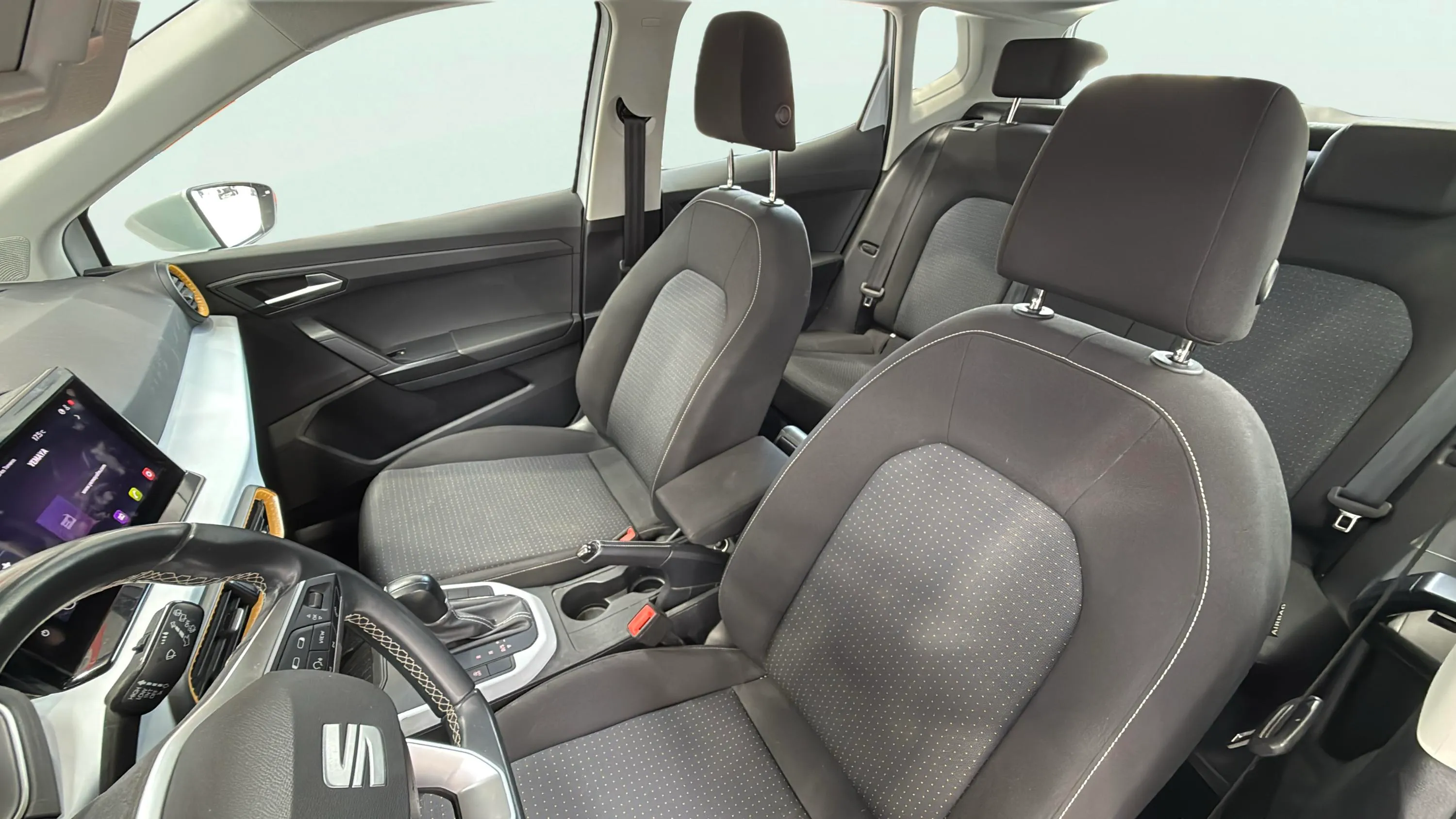 SEAT Arona 1.0 TSI DSG Style XL - foto 11